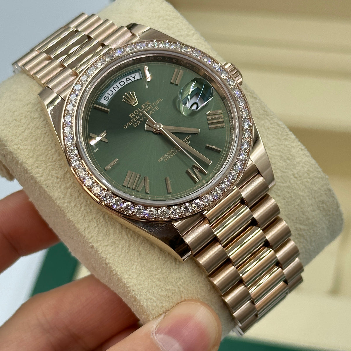 Rolex Day-Date 40 228345RBR Green Roman 2024