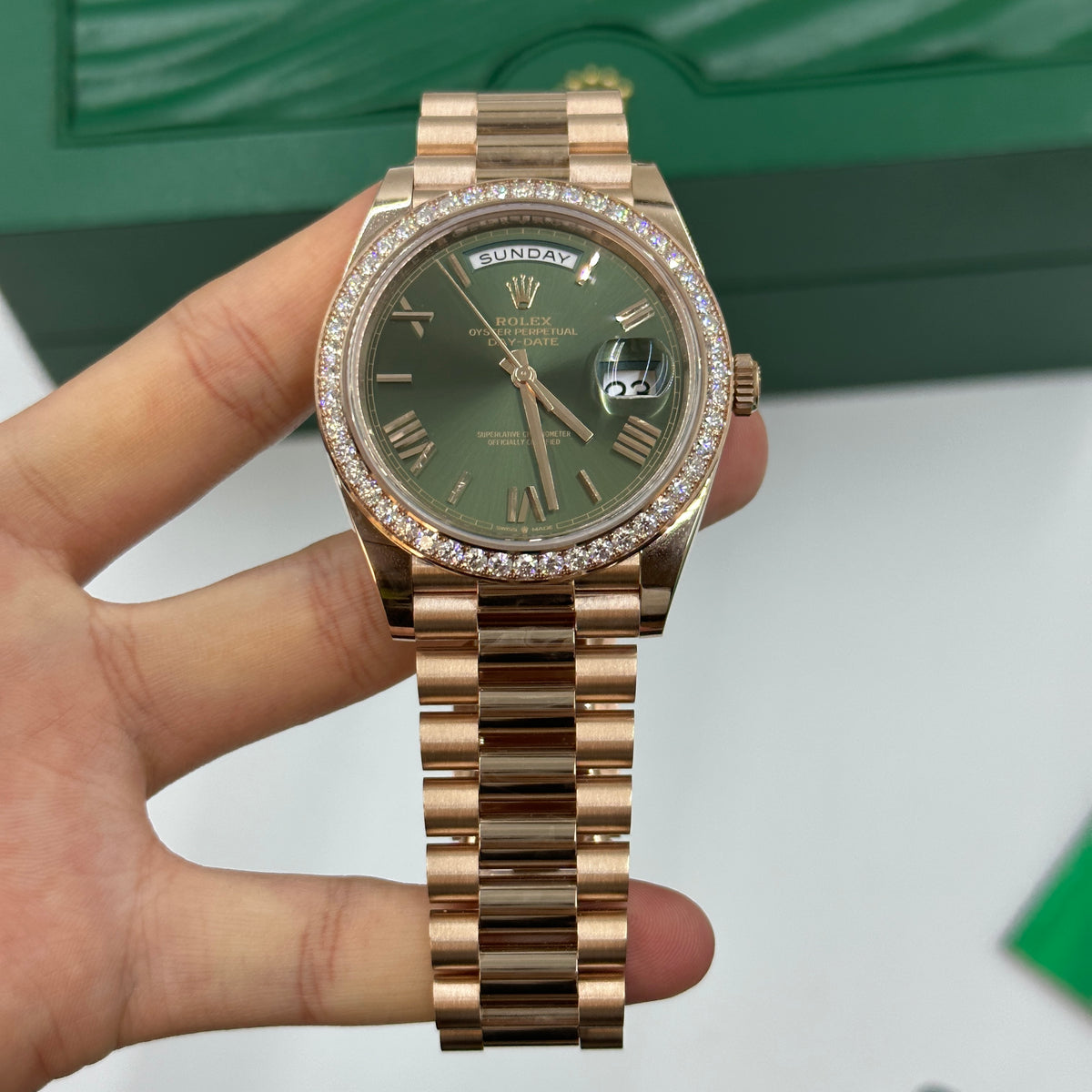 Rolex Day-Date 40 228345RBR Green Roman 2024