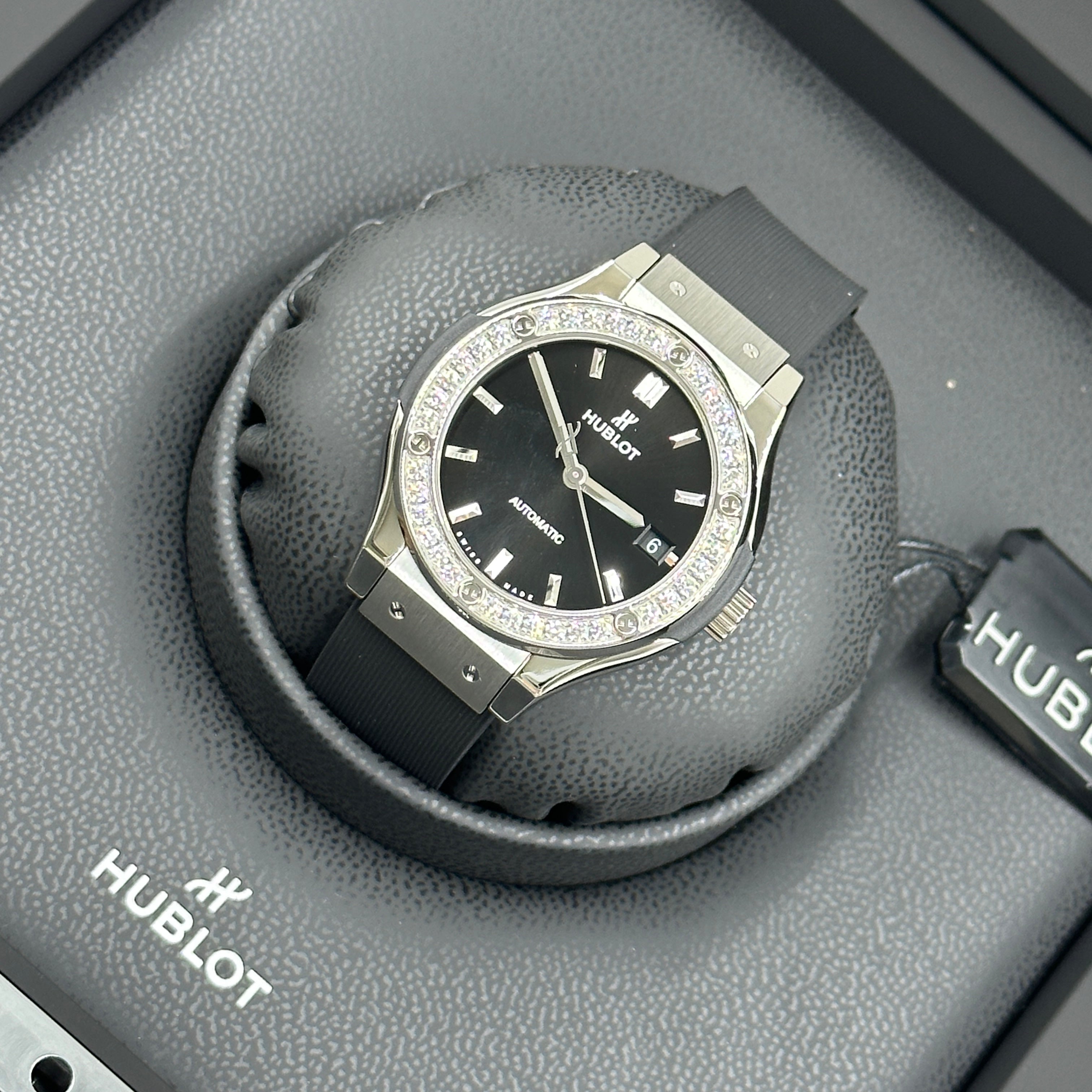 Hublot Classic Fusion 565.NX.1470.RX.1204