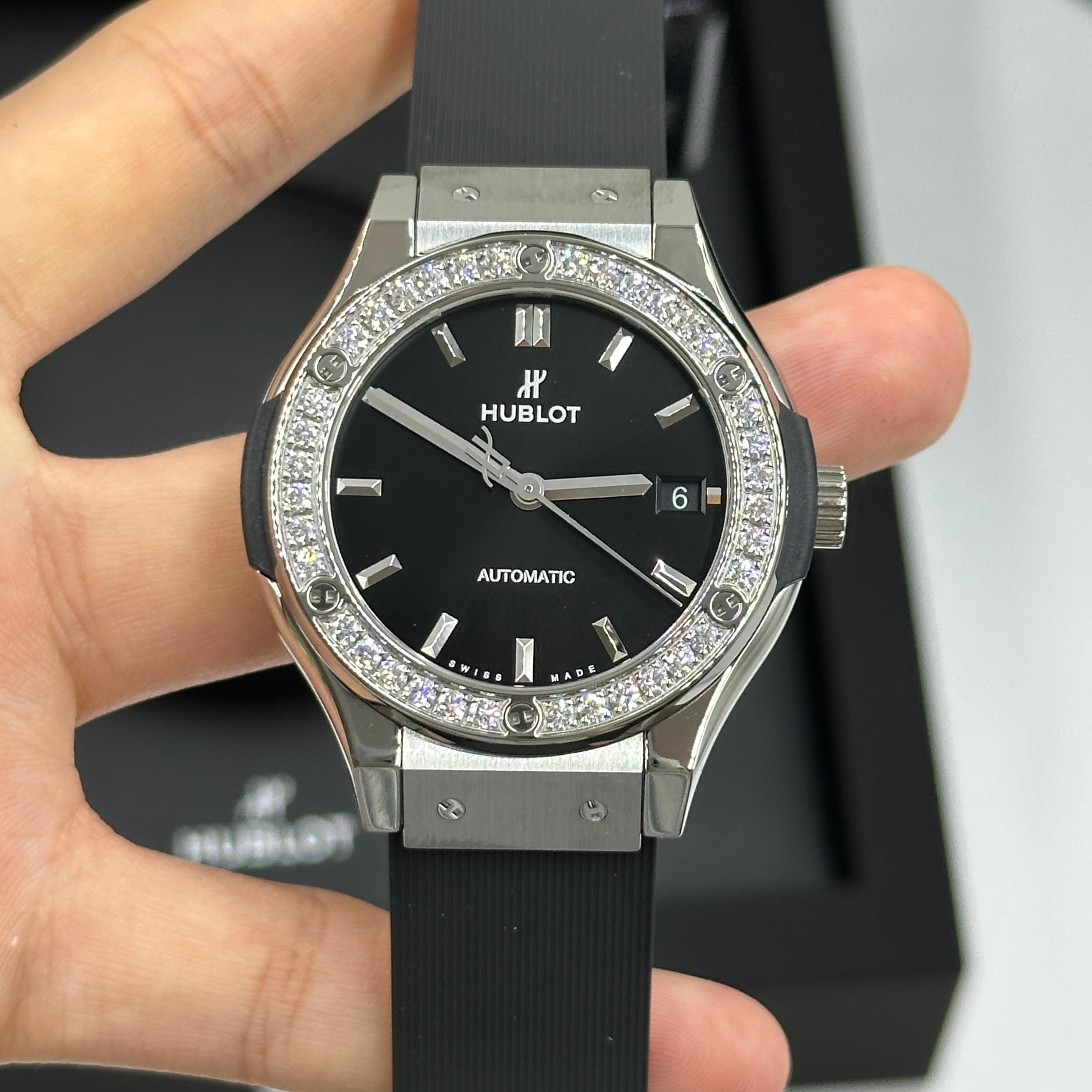 Hublot Classic Fusion 565.NX.1470.RX.1204