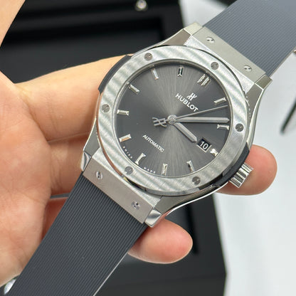 Hublot Classic Fusion 542.NX.7071.RX 2026