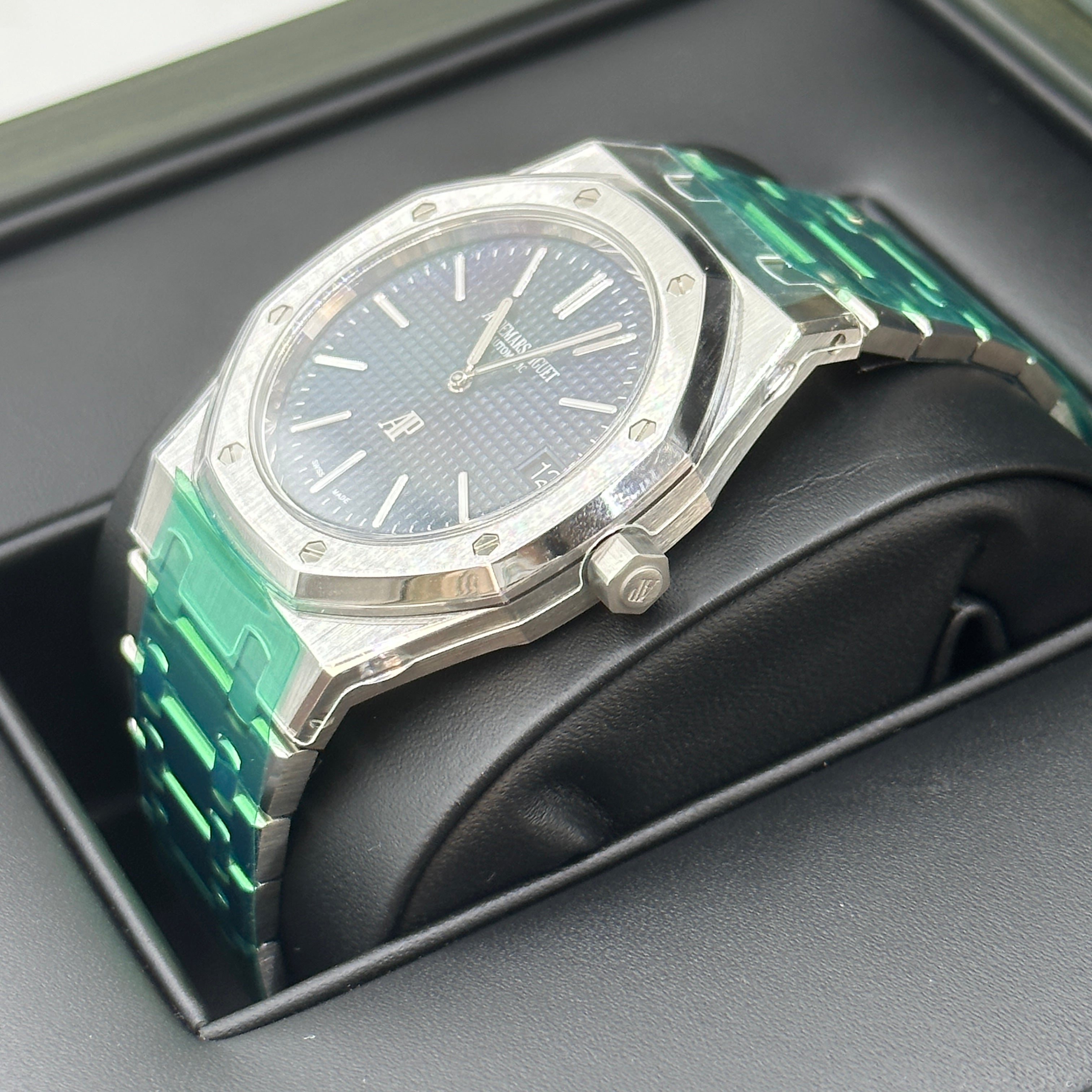 Audemars Piguet Royal Oak "jumbo" Extra-thin 16202ST.OO.1240ST.02 2026