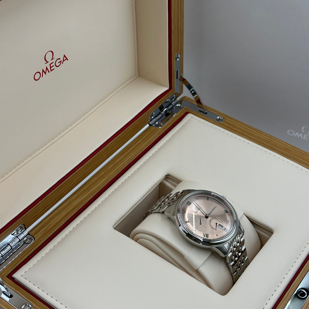 Omega Prestige Co-axial Master Chronometer Power De 434.10.41.21.10.001 2026