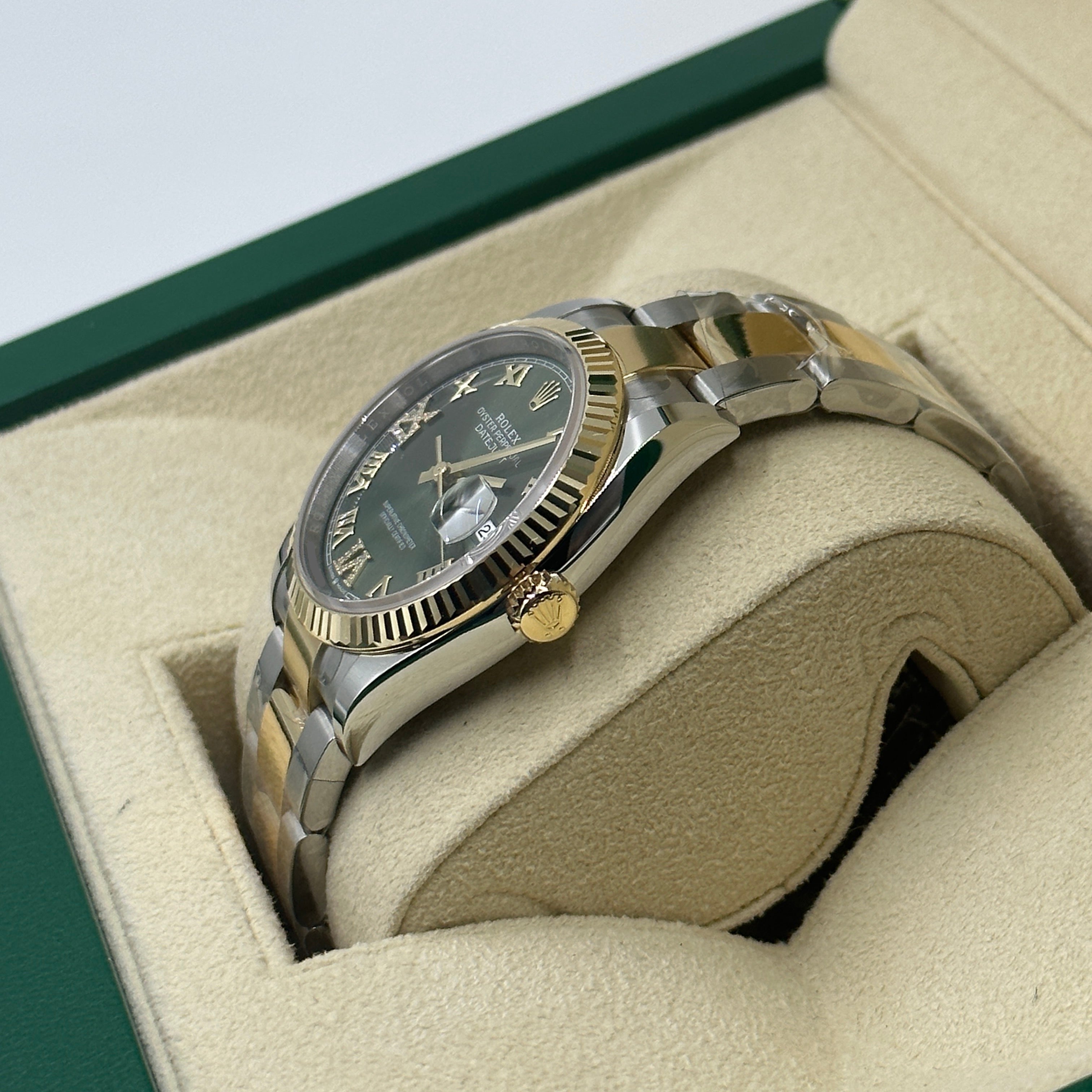 Rolex Datejust 36 126233 Grüne VIIX Oyster 2024