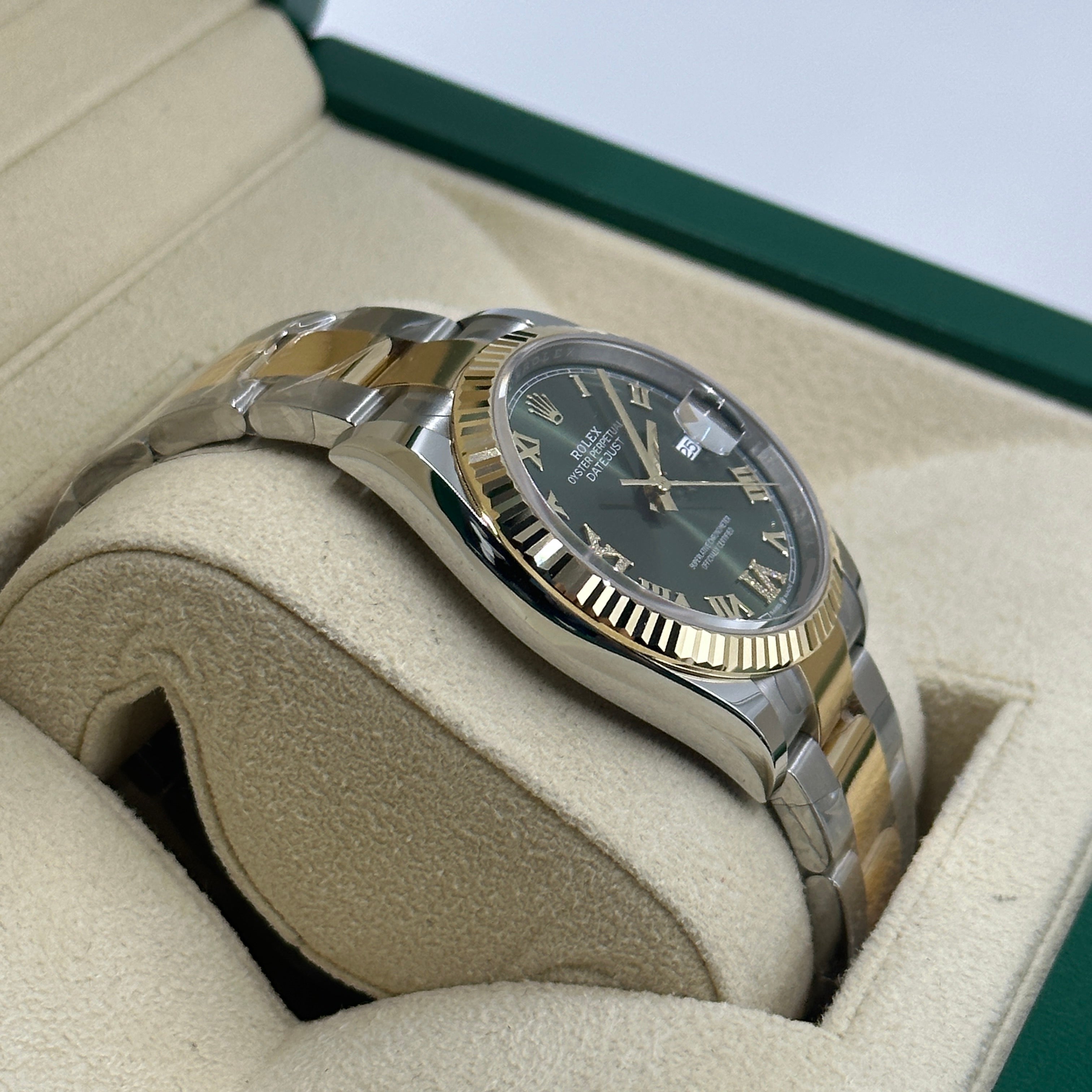 Rolex Datejust 36 126233 Grüne VIIX Oyster 2024