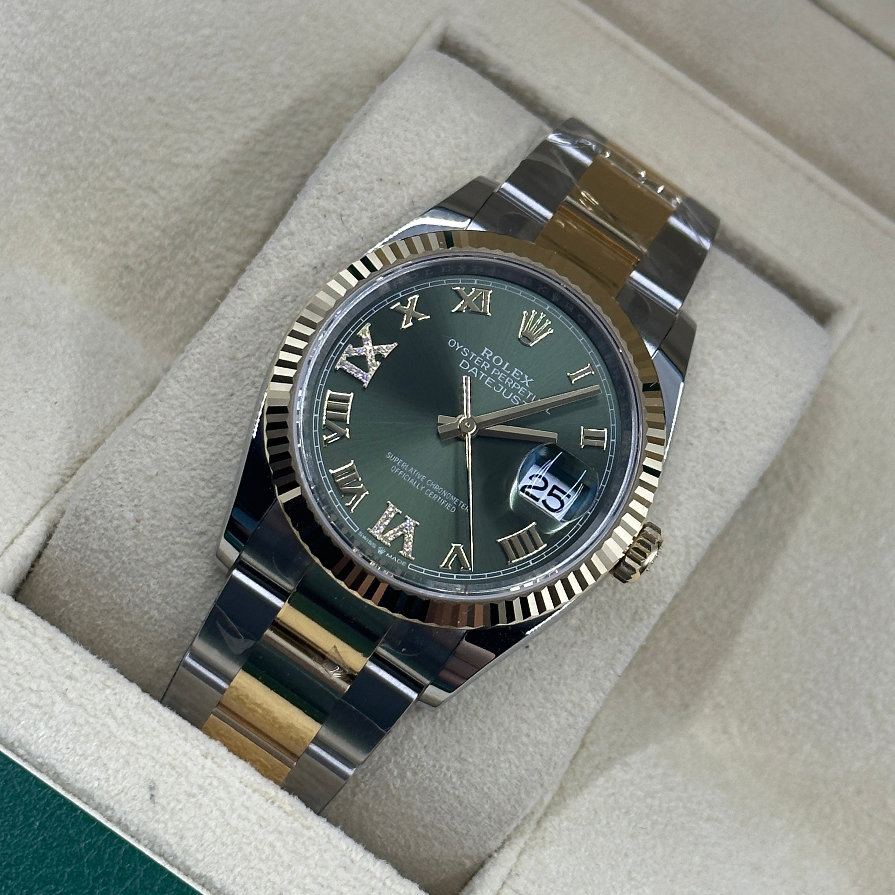 Rolex Datejust 36 126233 Grüne VIIX Oyster 2024