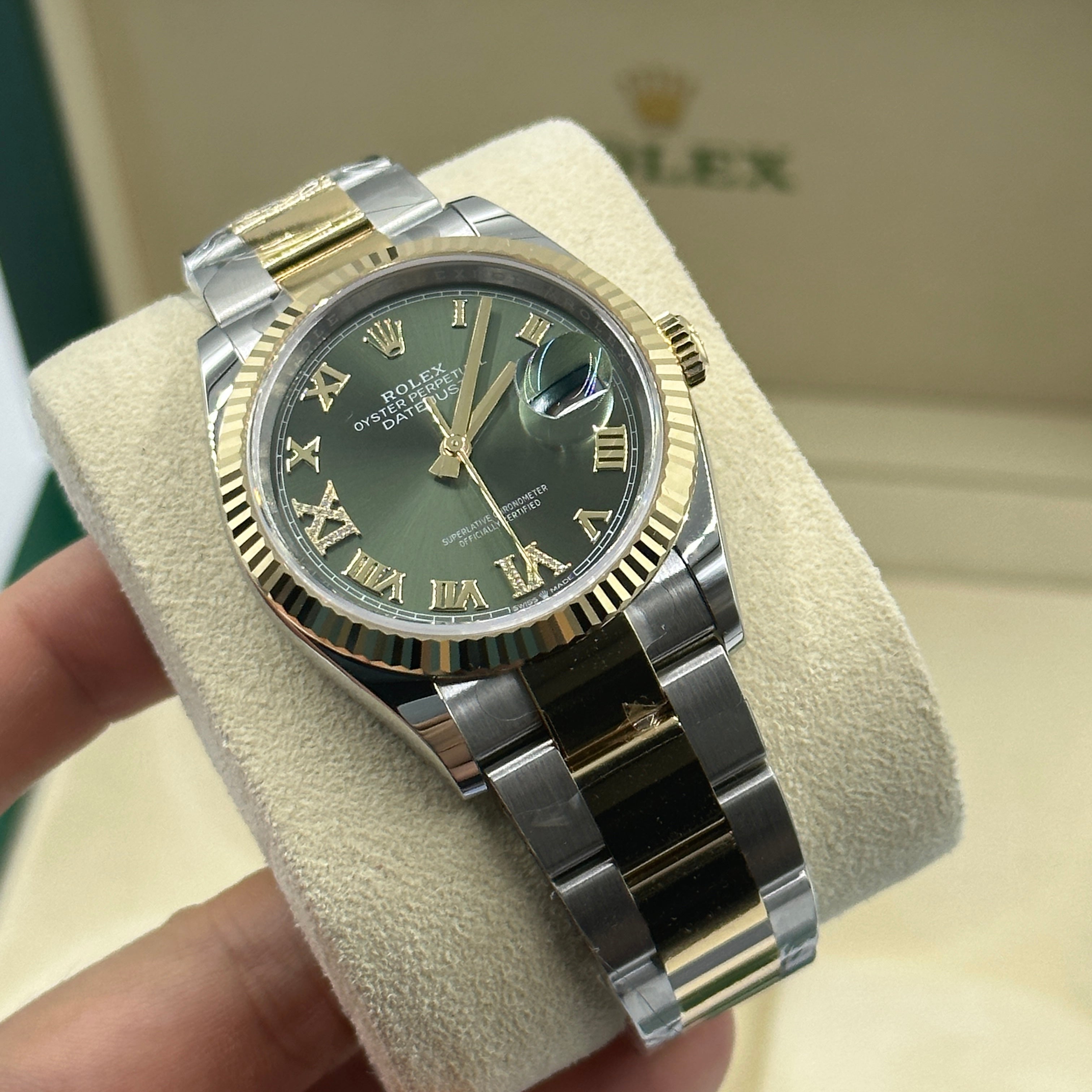 Rolex Datejust 36 126233 Grüne VIIX Oyster 2024