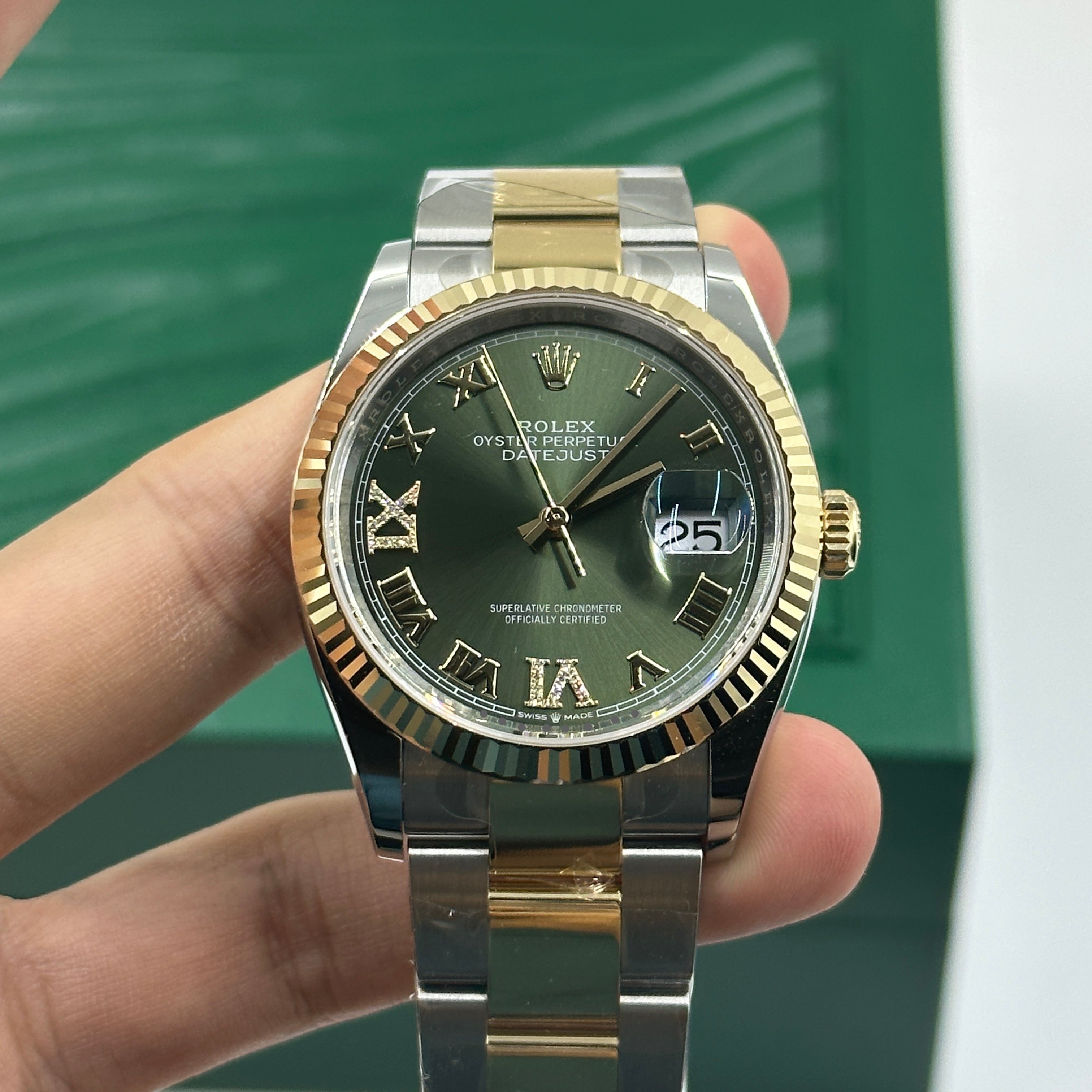 Rolex Datejust 36 126233 Grüne VIIX Oyster 2024
