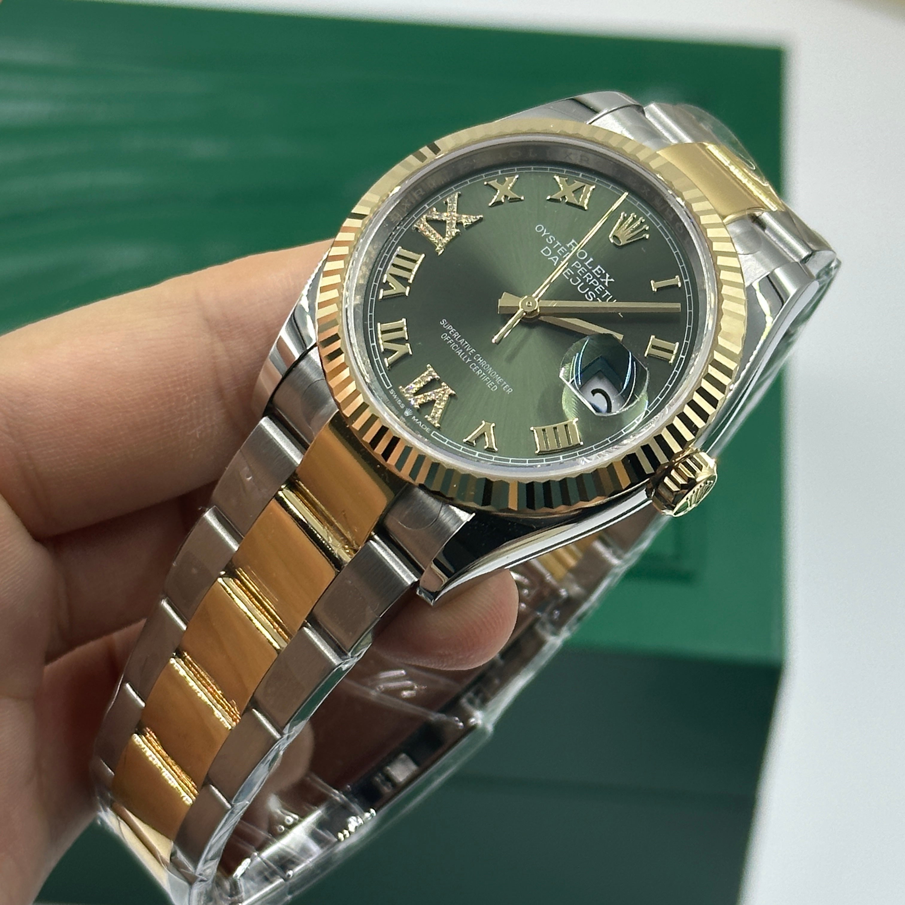 Rolex Datejust 36 126233 Grüne VIIX Oyster 2024