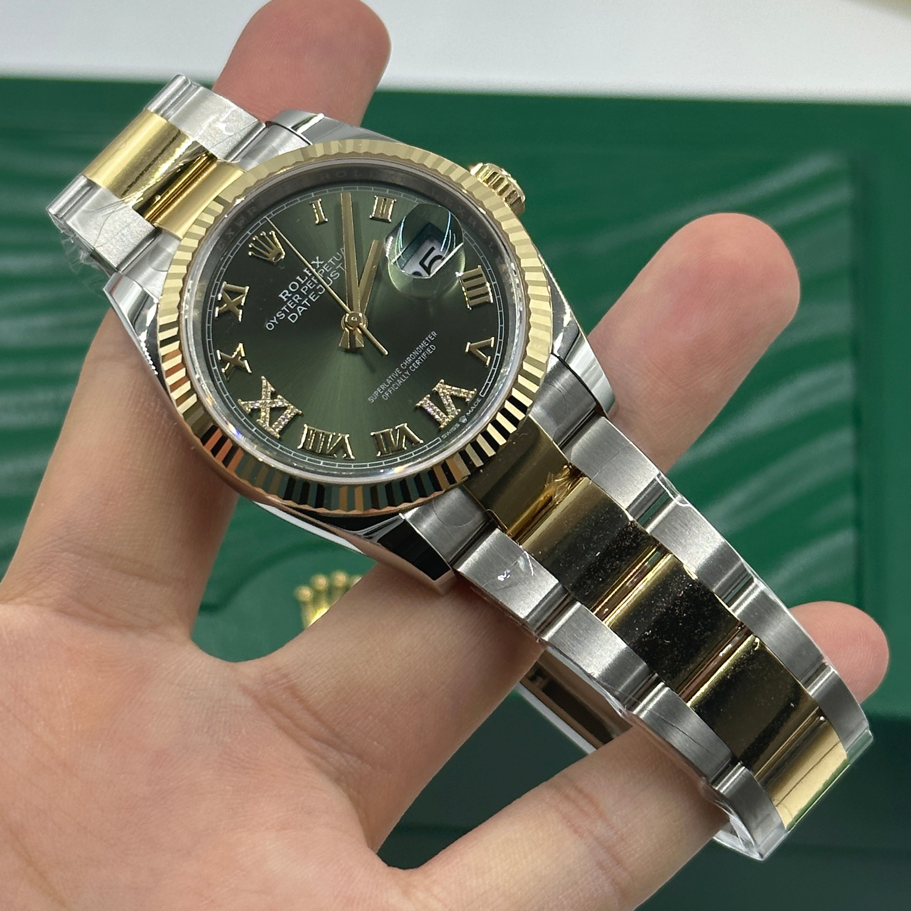 Rolex Datejust 36 126233 Green VIIX Oyster 2025