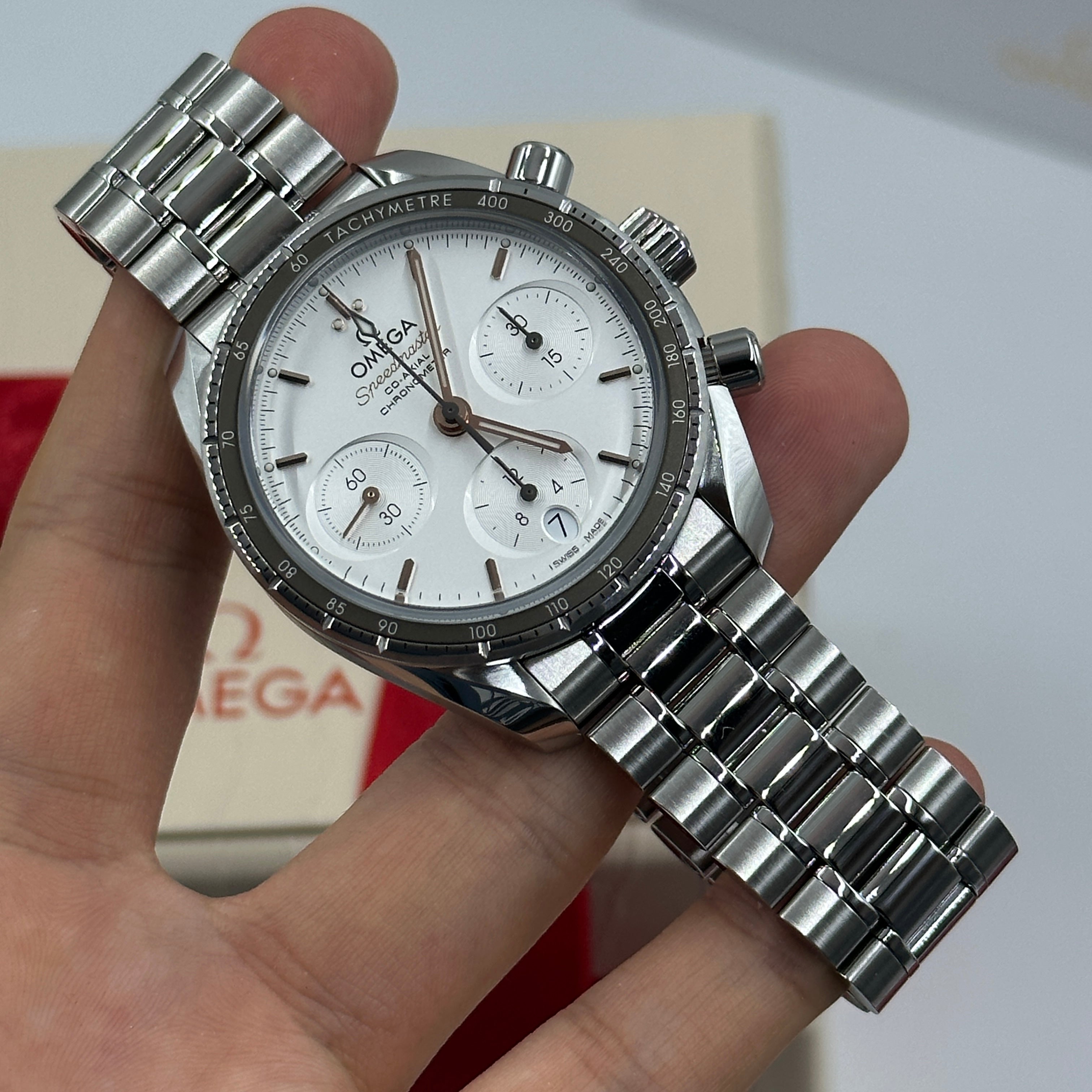 Omega Speedmaster 324.30.38.50.02.001