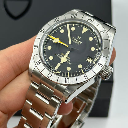Tudor Black Bay Pro - m79470-0001