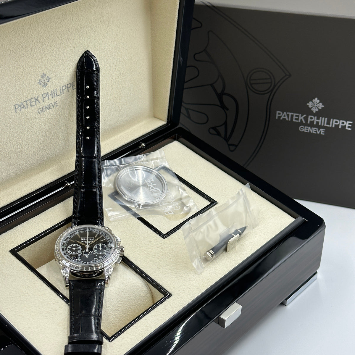 Patek Philippe Grand Complications 5271P-010  2026