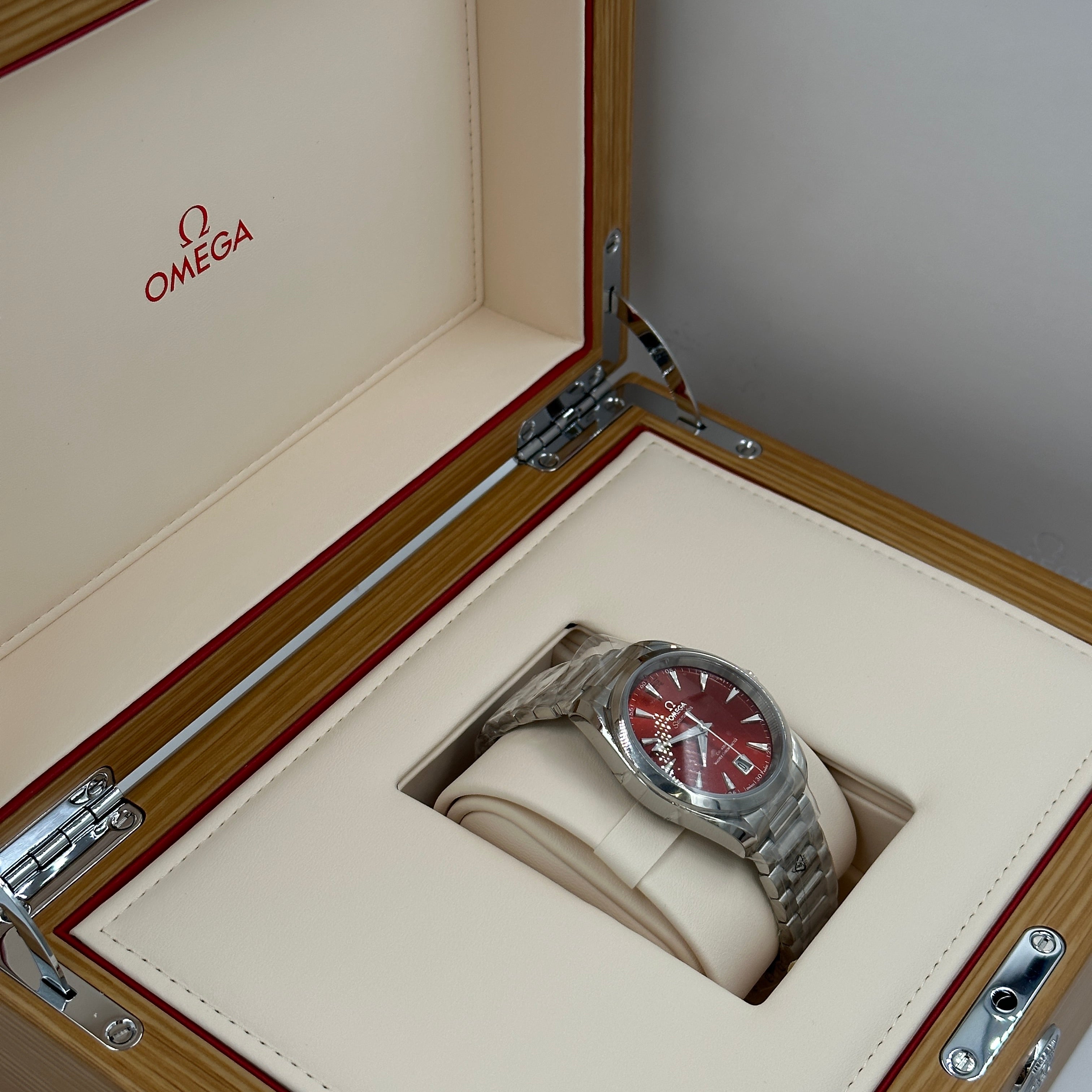 Omega Seamaster Aqua Terra 150MM 220.10.38.20.13.003 2026