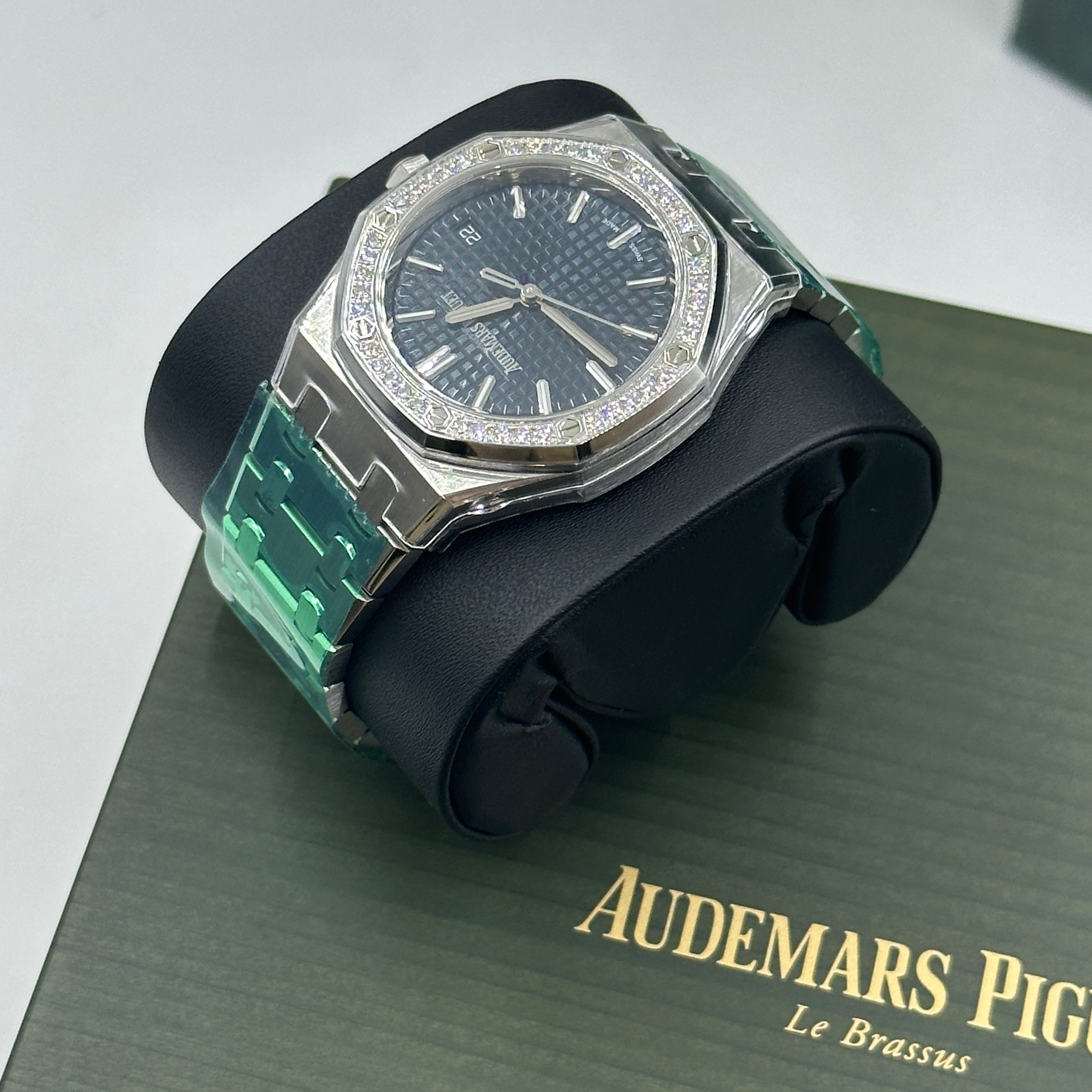 Audemars Piguet Royal Oak  77451ST.ZZ.1361ST.04 2026