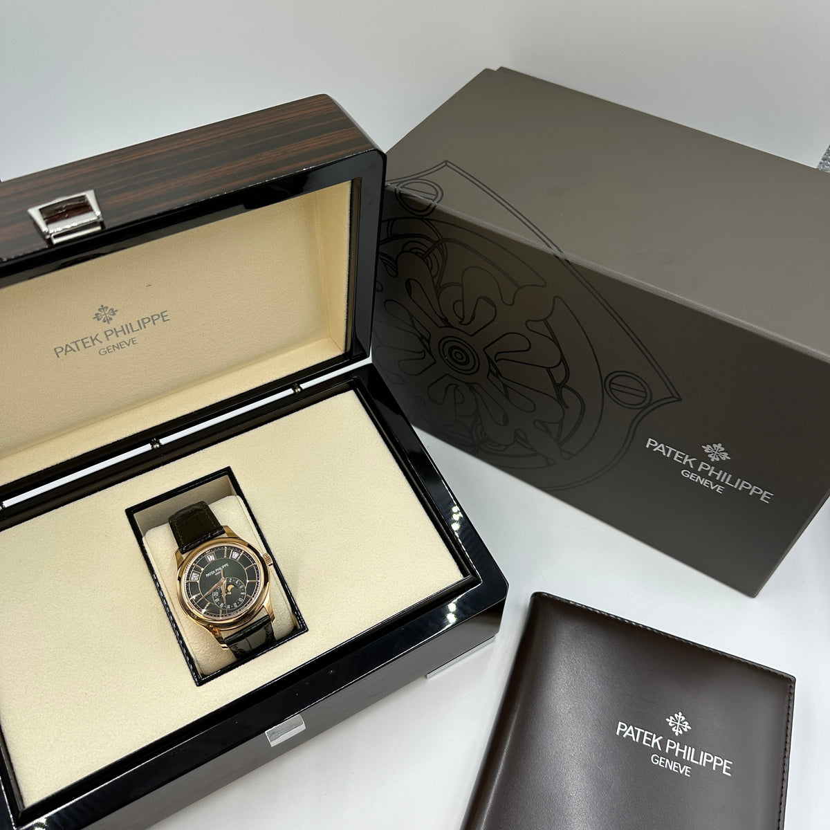 Patek Philippe Complications 5205R-011 2025