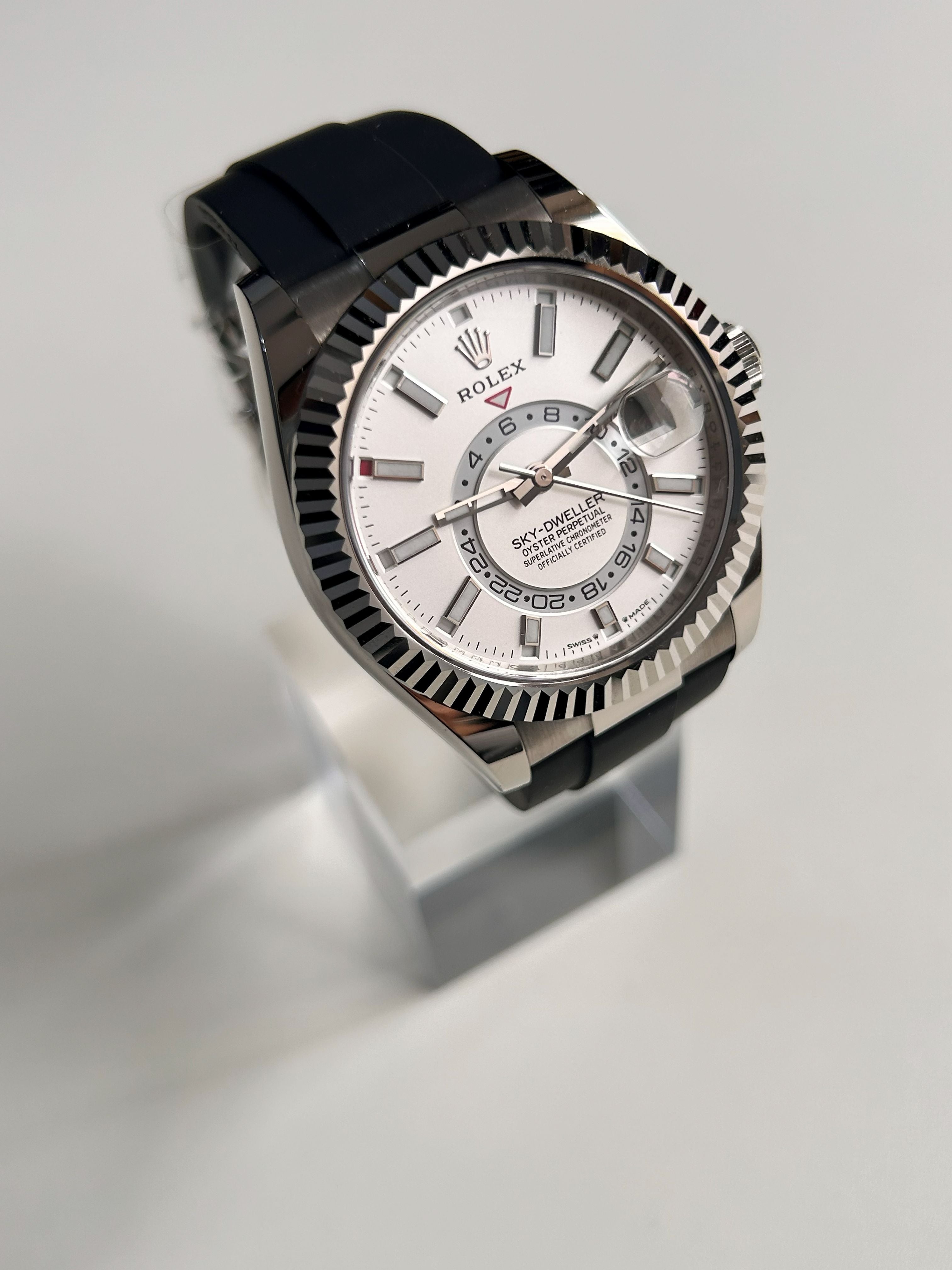 Rolex Sky-Dweller 336239 WHITE 2025
