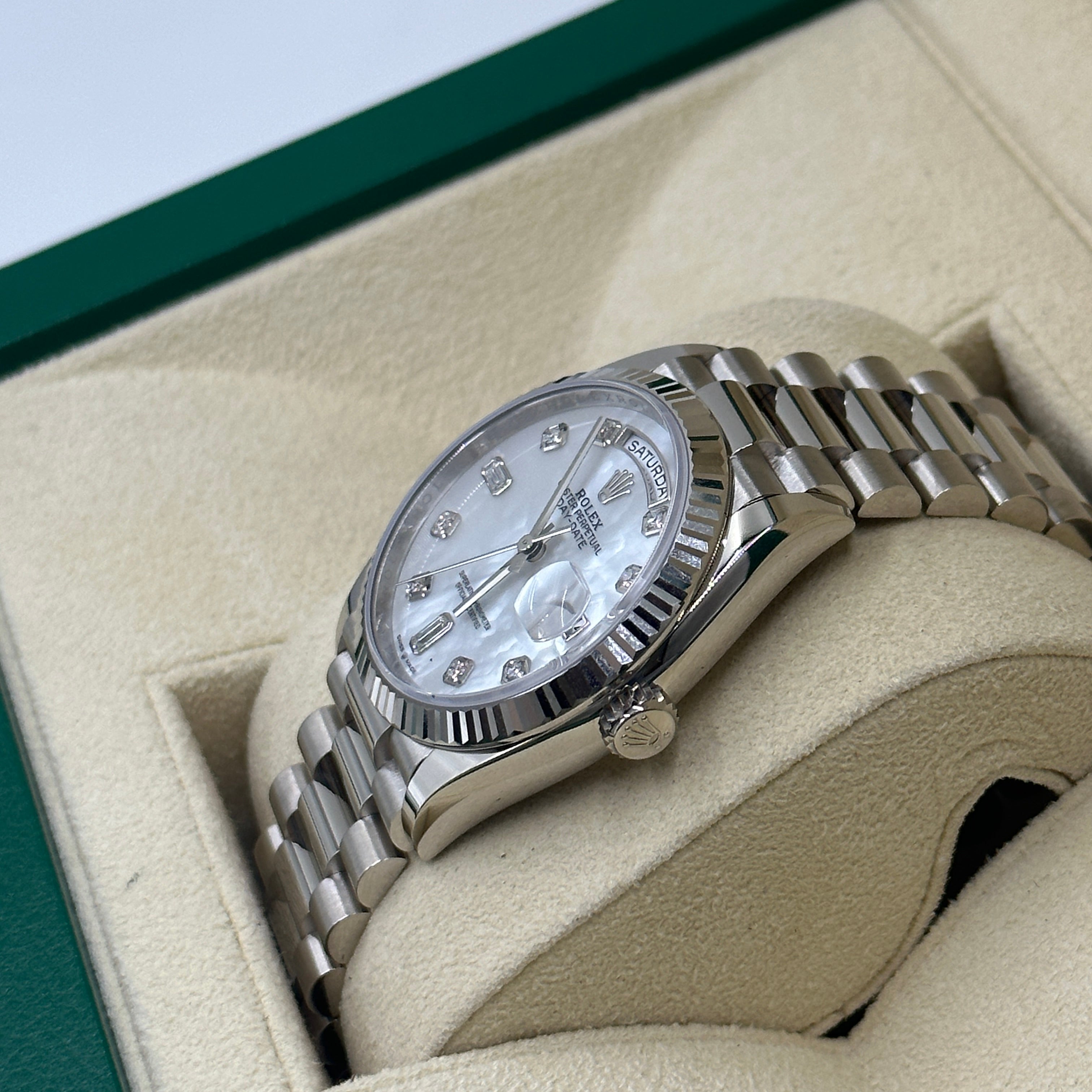 Rolex Day-Date 36 128239NG WHITE