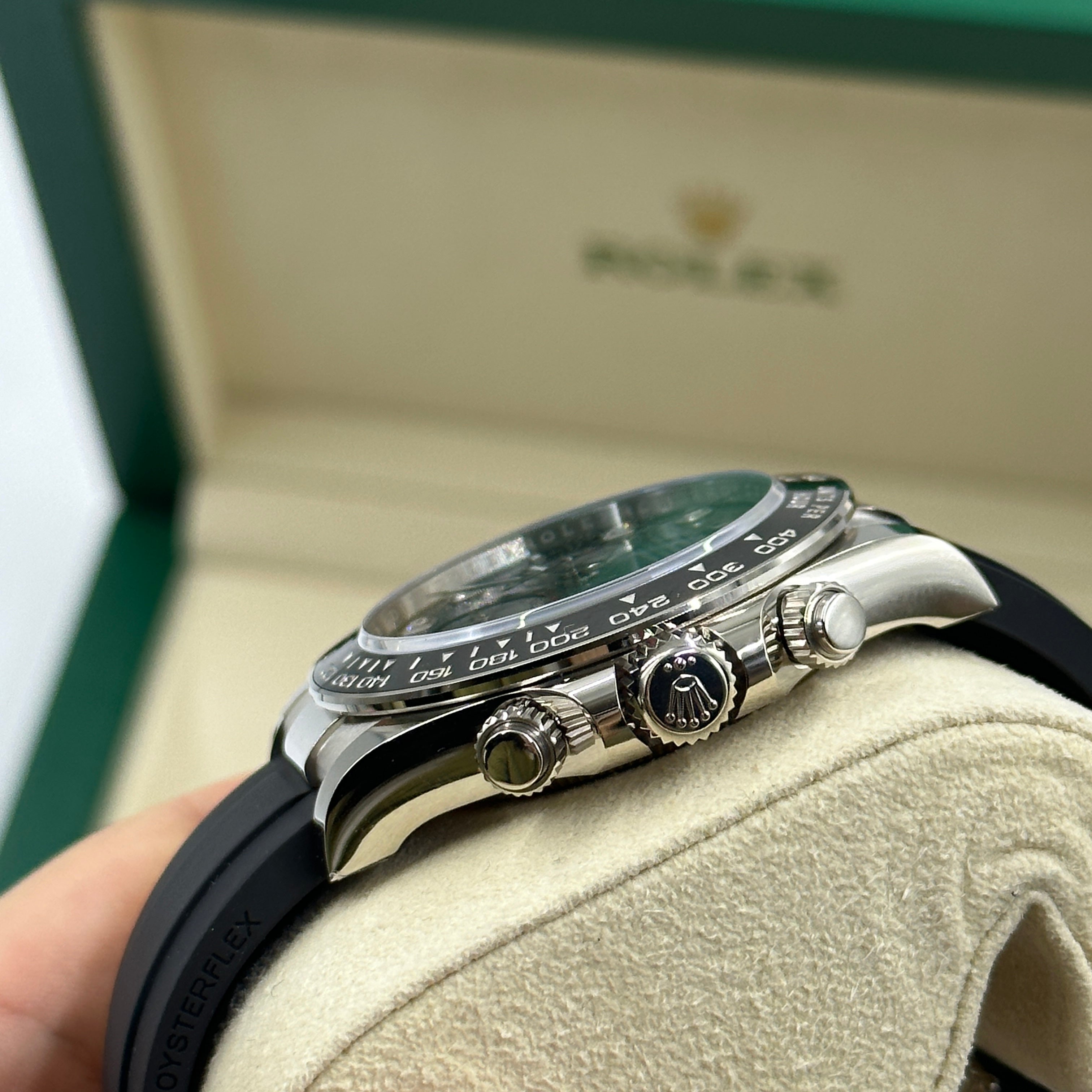 Rolex Cosmograph Daytona 126519 Helles Schwarz und Stahl mit Diamanten besetzt