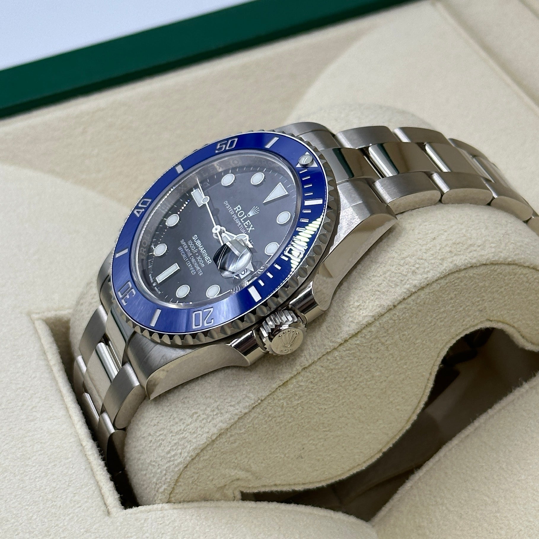 Rolex Submariner Date 41 126619LB 2021
