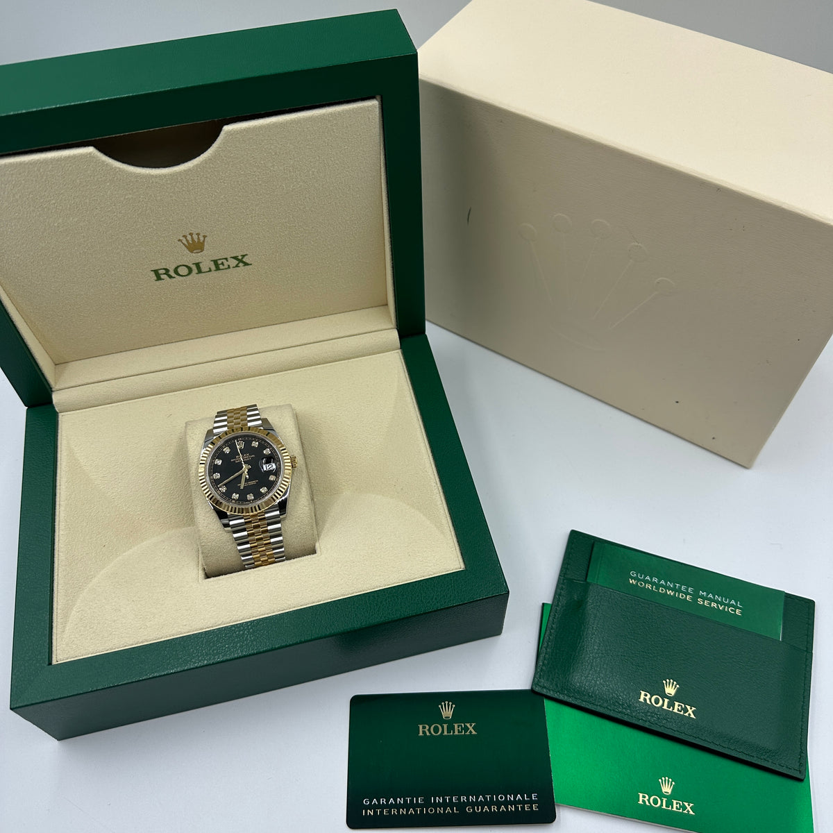 Rolex Datejust 41 126333G Black Jubilee 2026