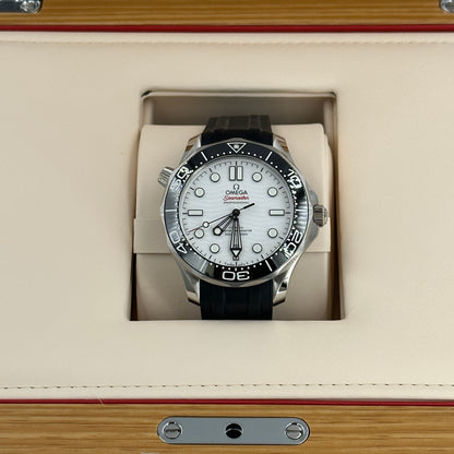 Omega Seamaster Diver 300M 210.32.42.20.04.001