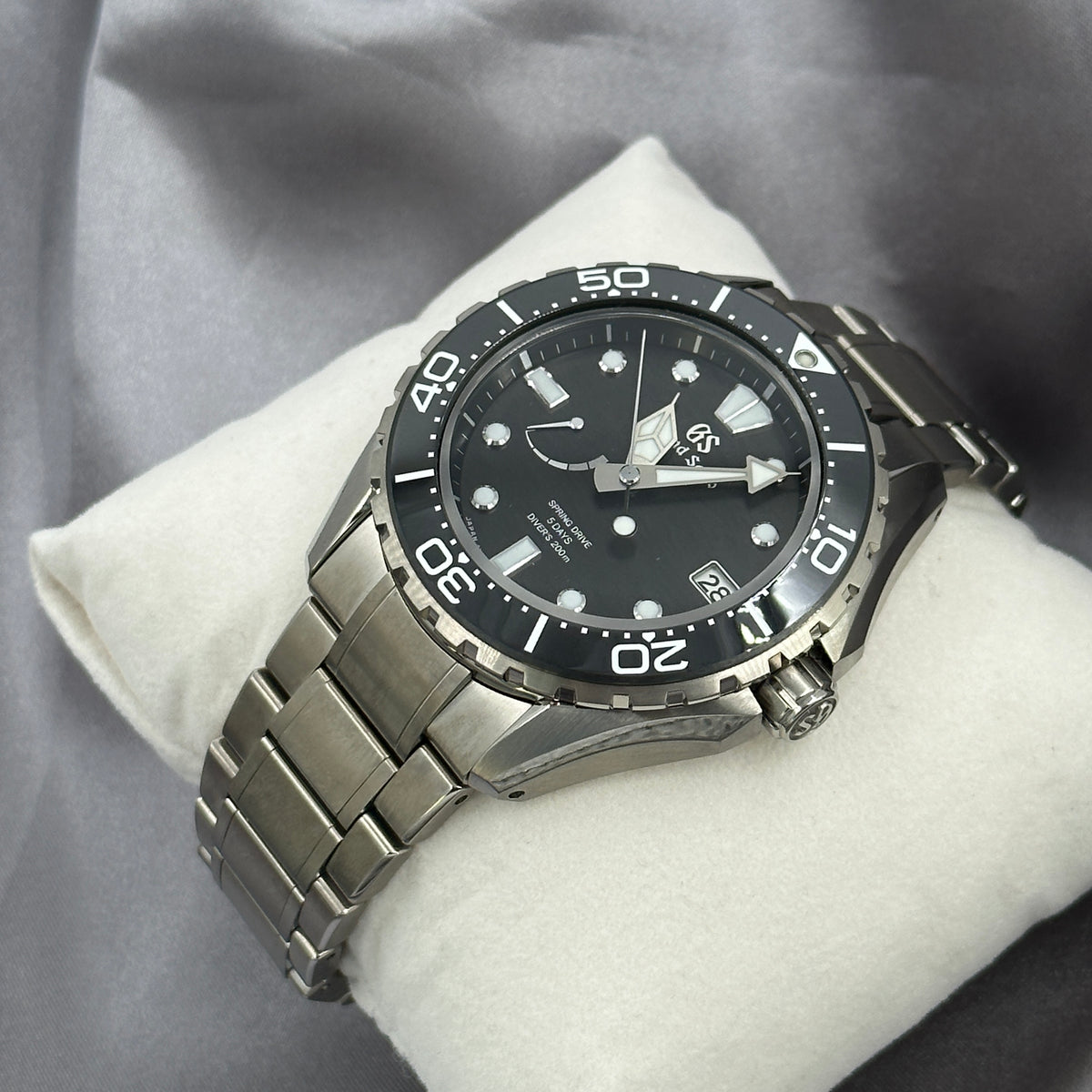 Grand Seiko Evolution 9 Collection SLGA015 2026
