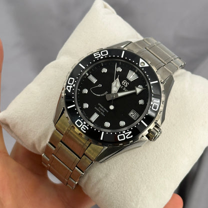 Grand Seiko Evolution 9 Collection SLGA015 2026
