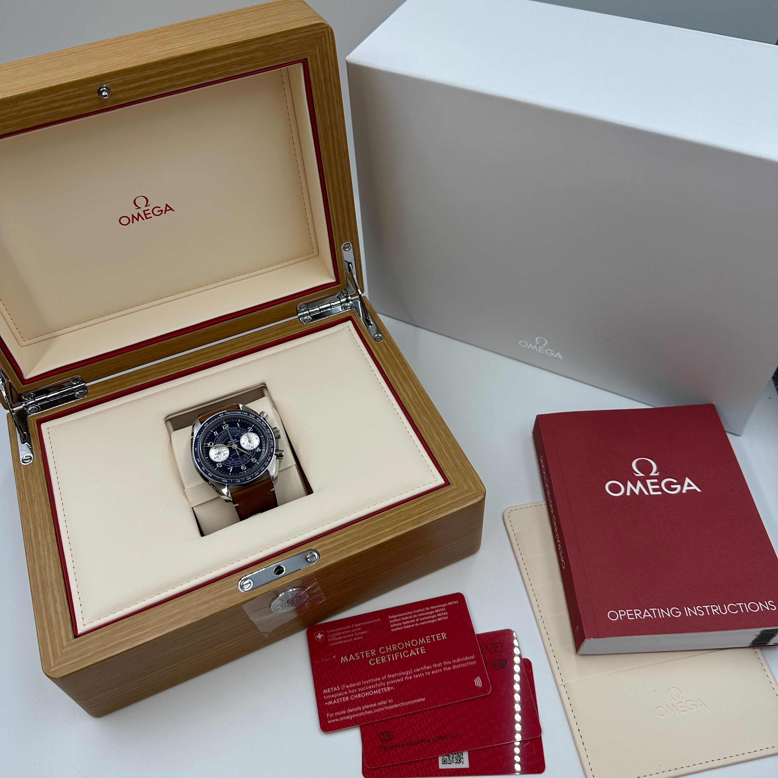 Omega Speedmaster Master Chronometer Chronograph 329.32.43.51.03.001 2026