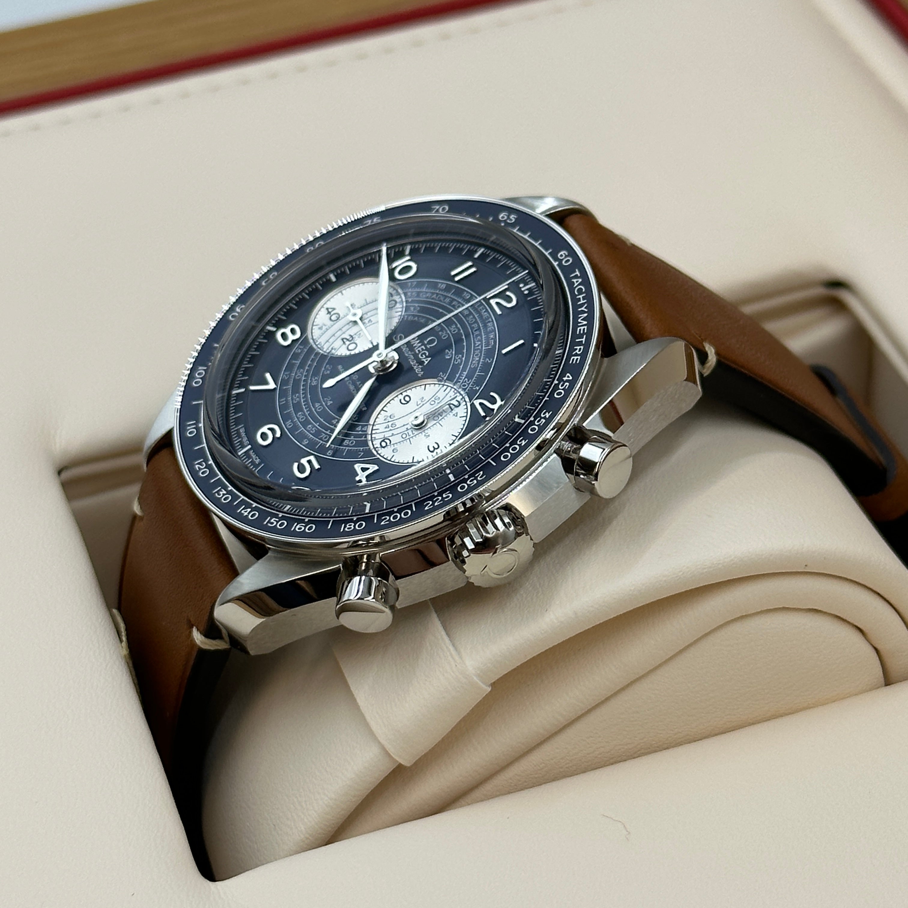 Omega Speedmaster Master Chronometer Chronograph 329.32.43.51.03.001 2026