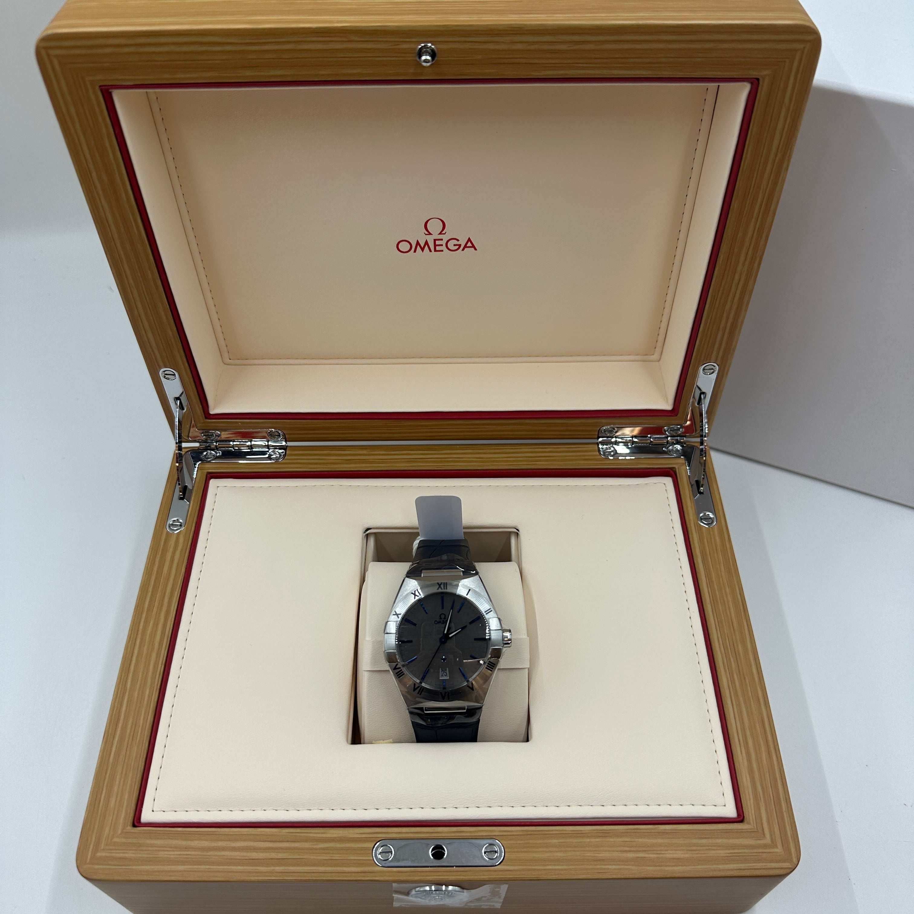 Omega Constellation 131.13.39.20.06.002 2026