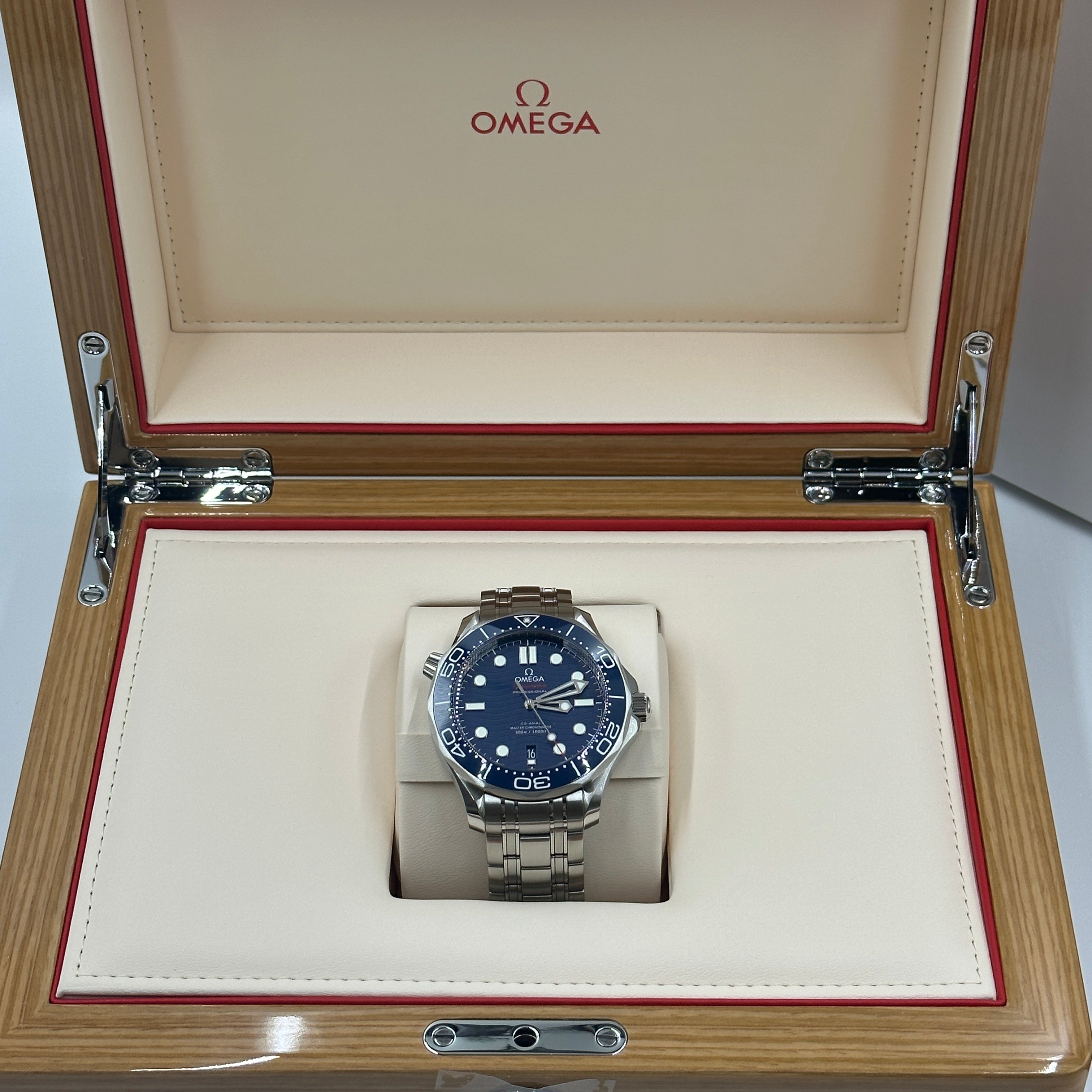 Omega Seamaster Diver 300M 210.30.42.20.03.001 2026