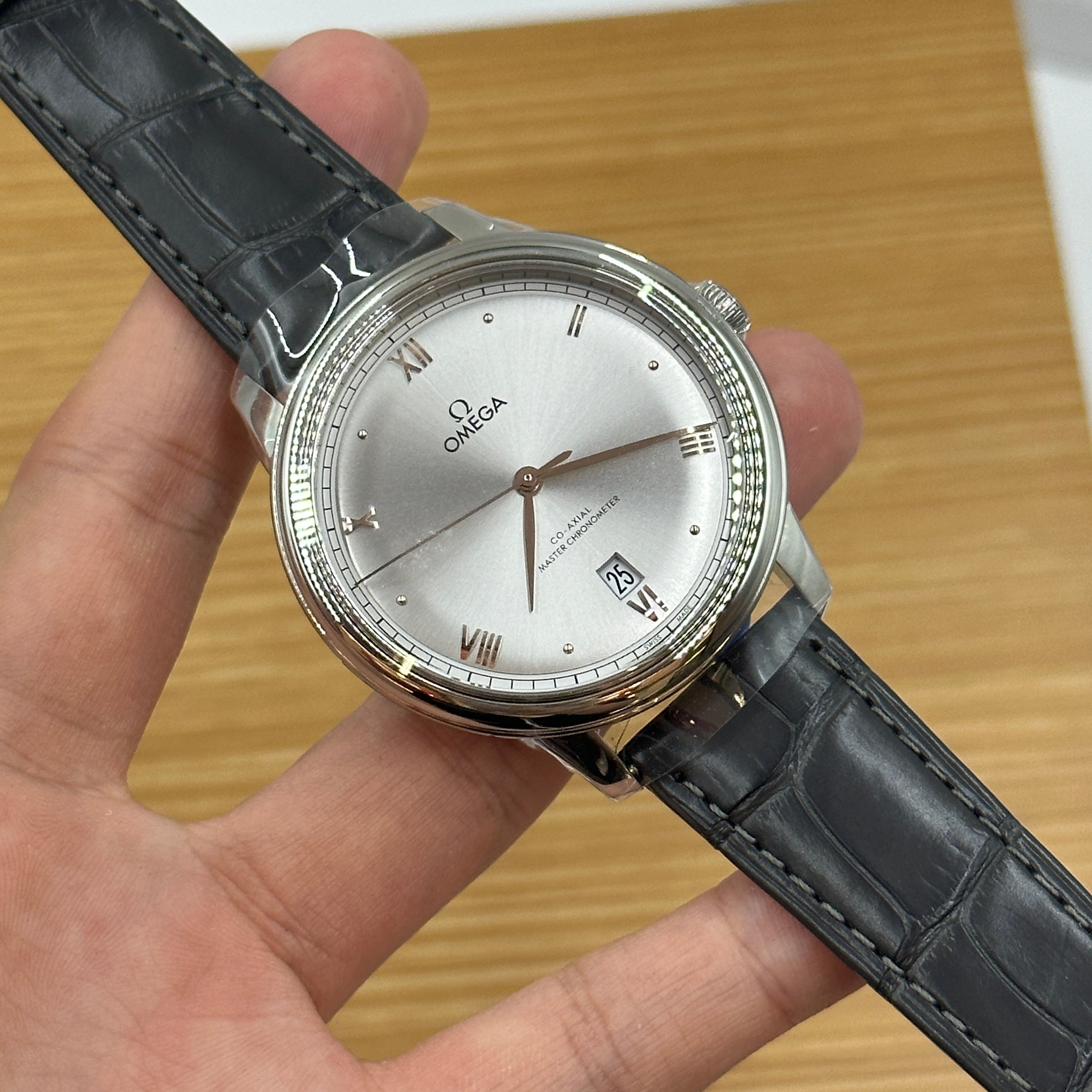 Omega 434.13.40.20.06.001 De Ville Master Chronometer Stainless Steel / Silver 2026