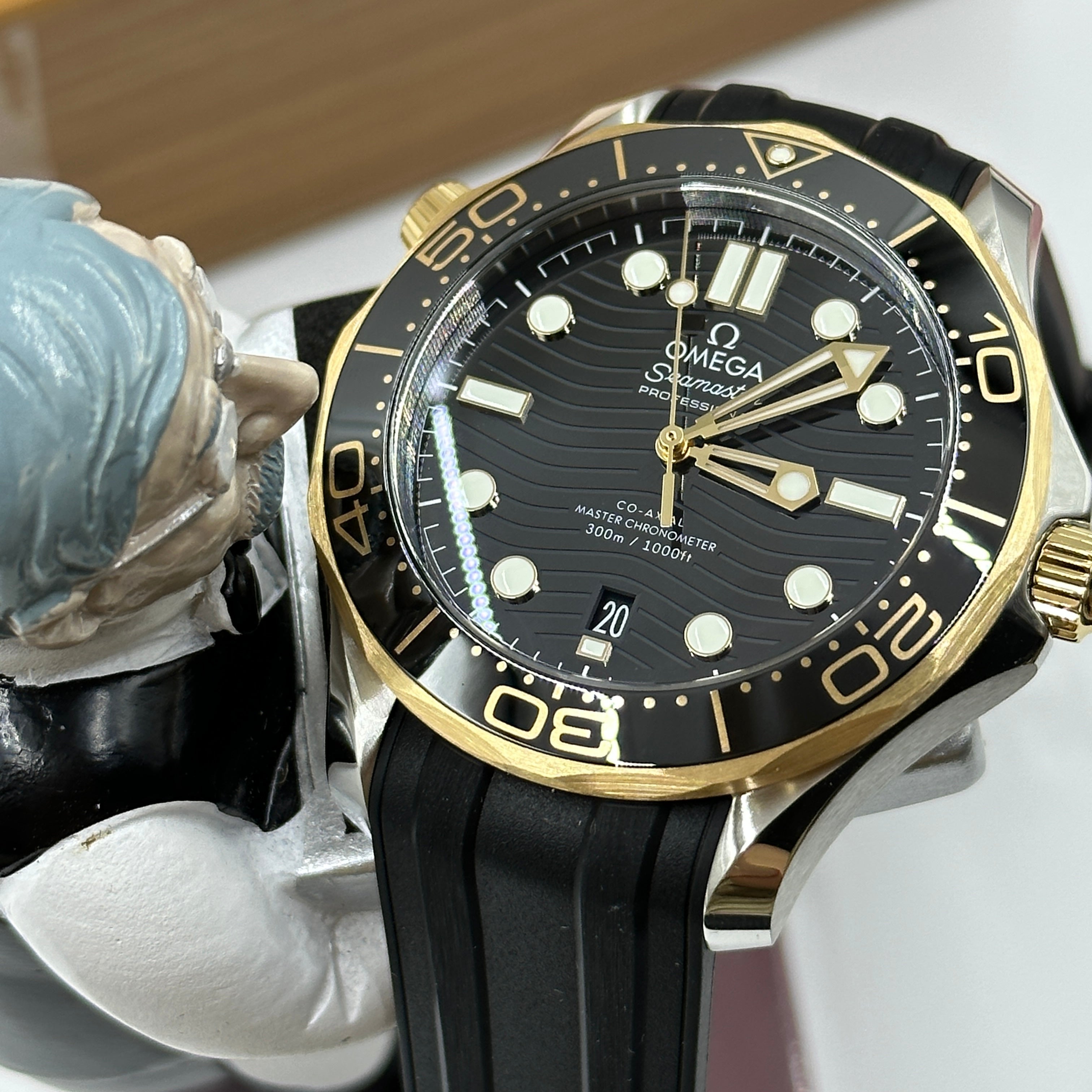 Omega Seamaster Diver 300 M 210.22.42.20.01.001 2026