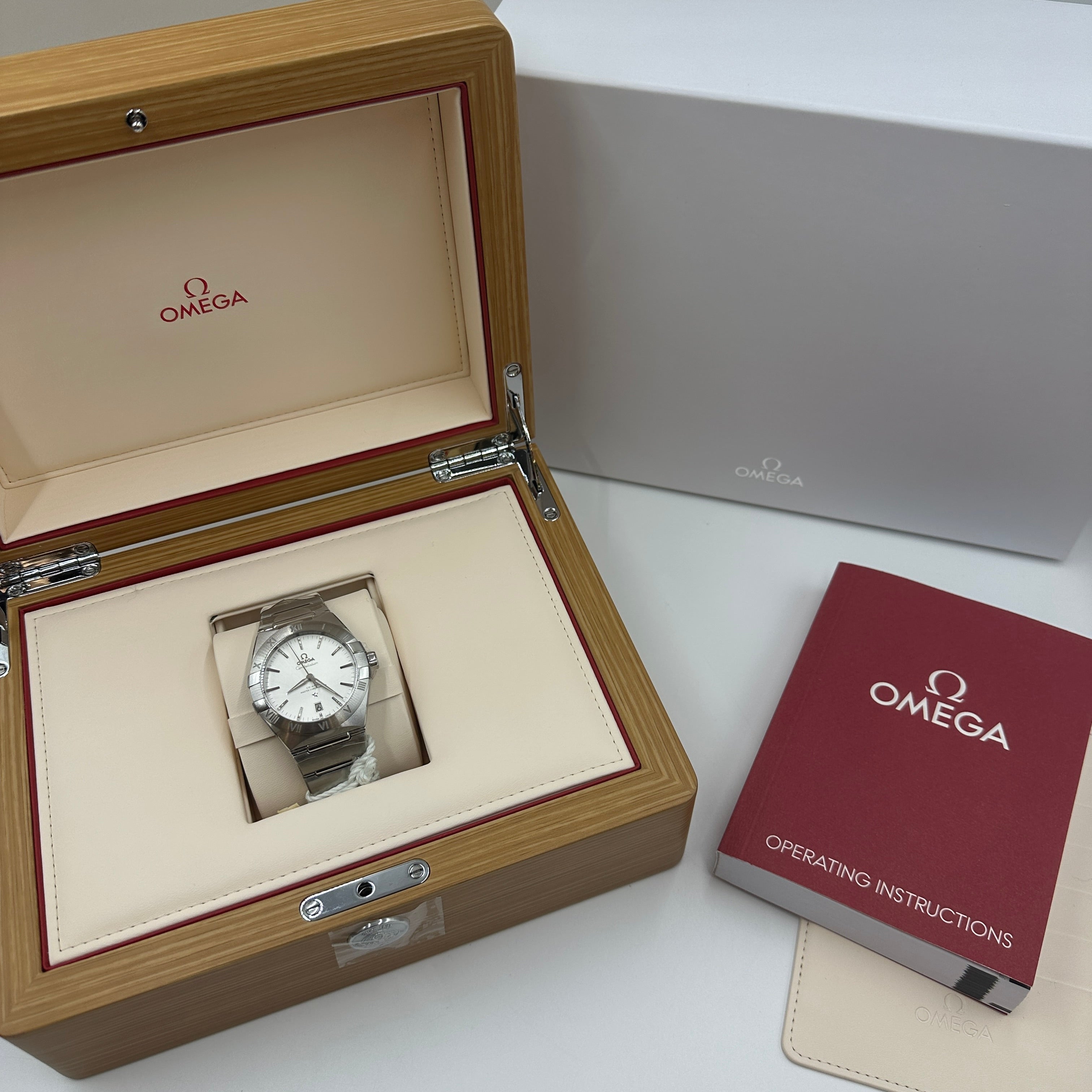 Omega Constellation Co-axial Master Chronometer 131.10.39.20.02.001 2026