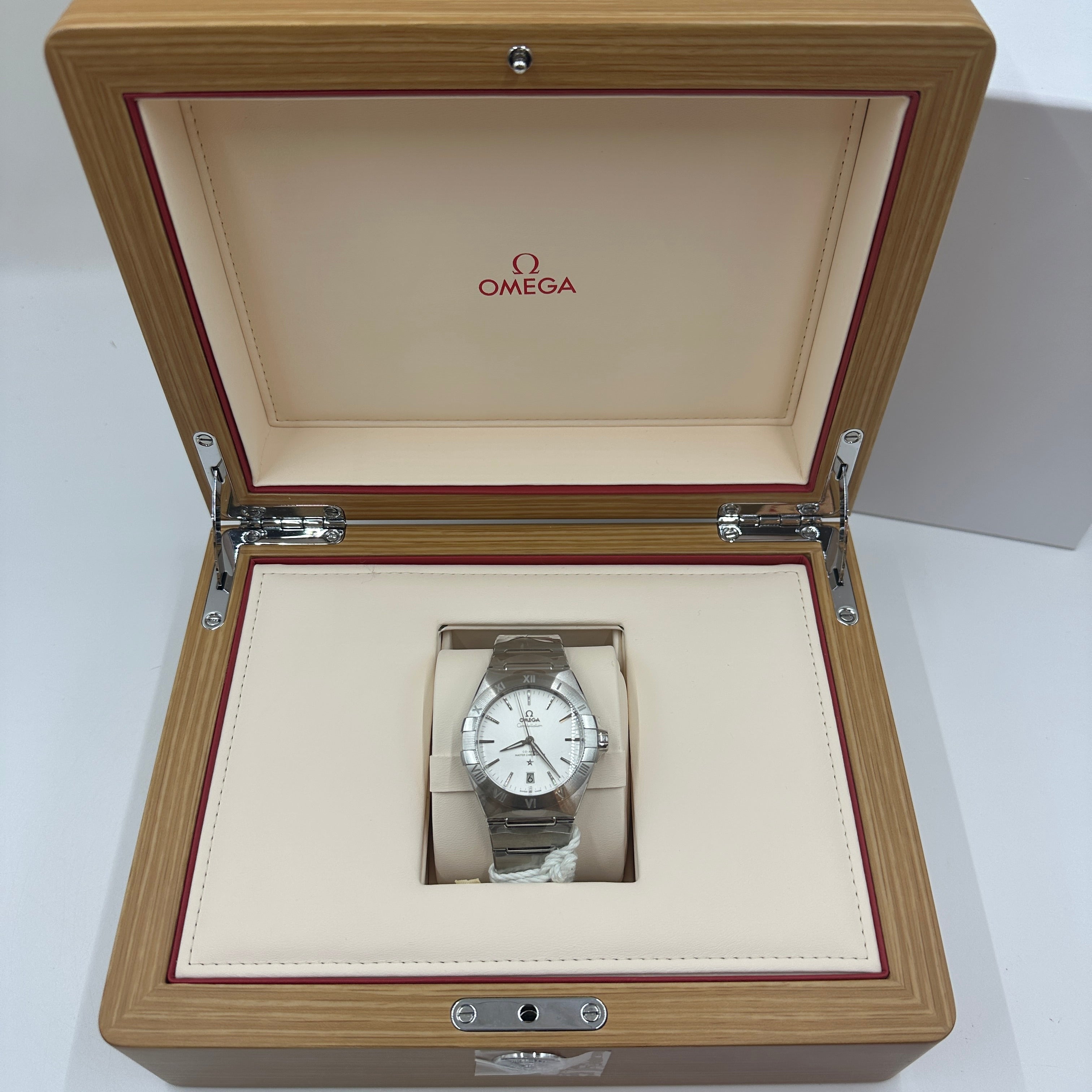 Omega Constellation Co-axial Master Chronometer 131.10.39.20.02.001 2026
