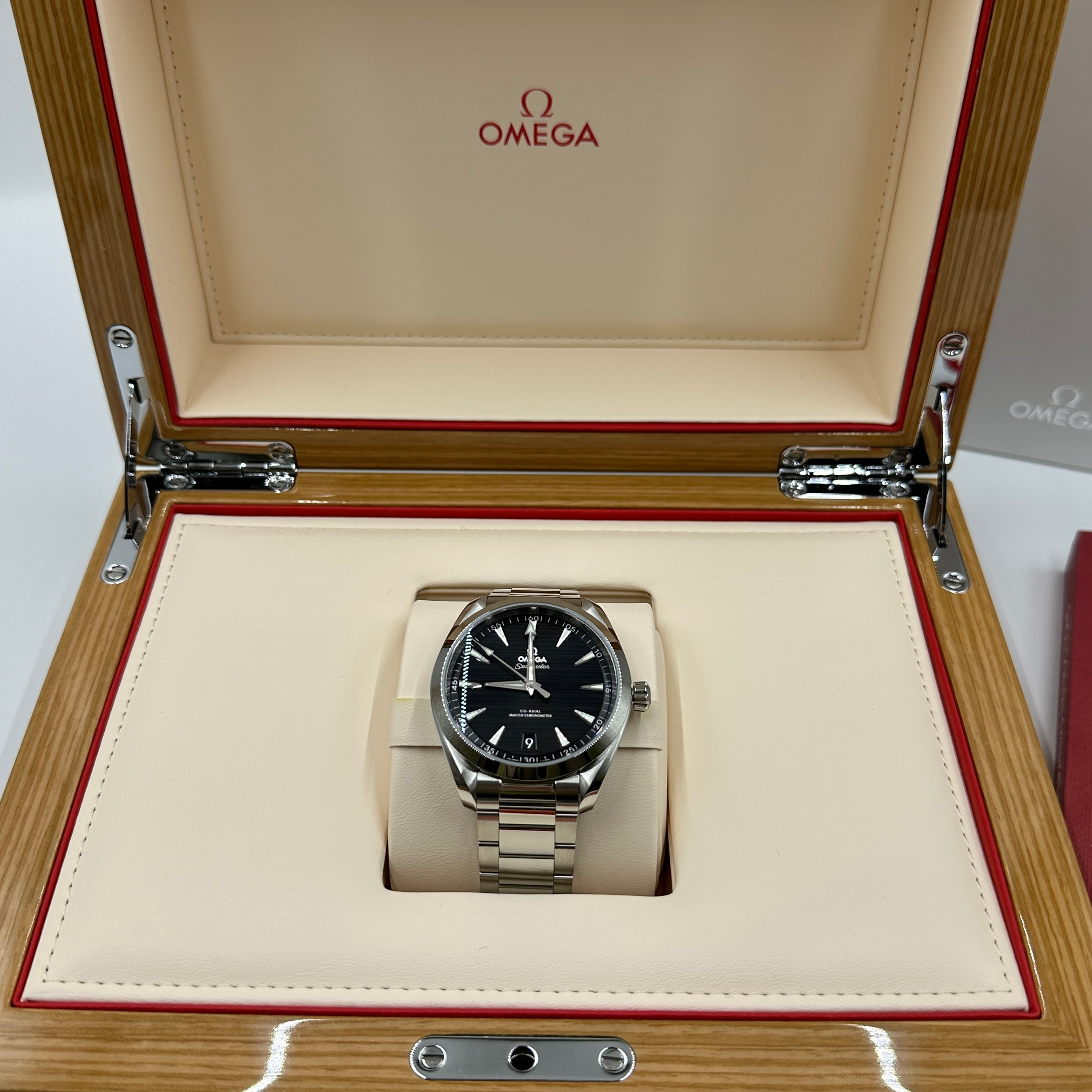 Omega Seamaster Aqua Terra 150M 220.10.41.21.01.001