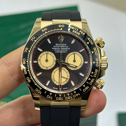Rolex Cosmograph Daytona 126518 Intensives Schwarz und Champagner