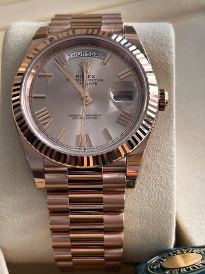 Rolex Day-Date 40 228235 SUNDUST ROMAN