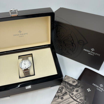 Patek Philippe Nautilus 7118/1A-010