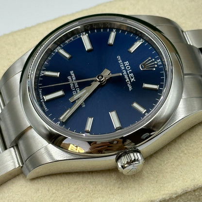 Rolex Oyster Perpetual 34 124200 Blau 2024