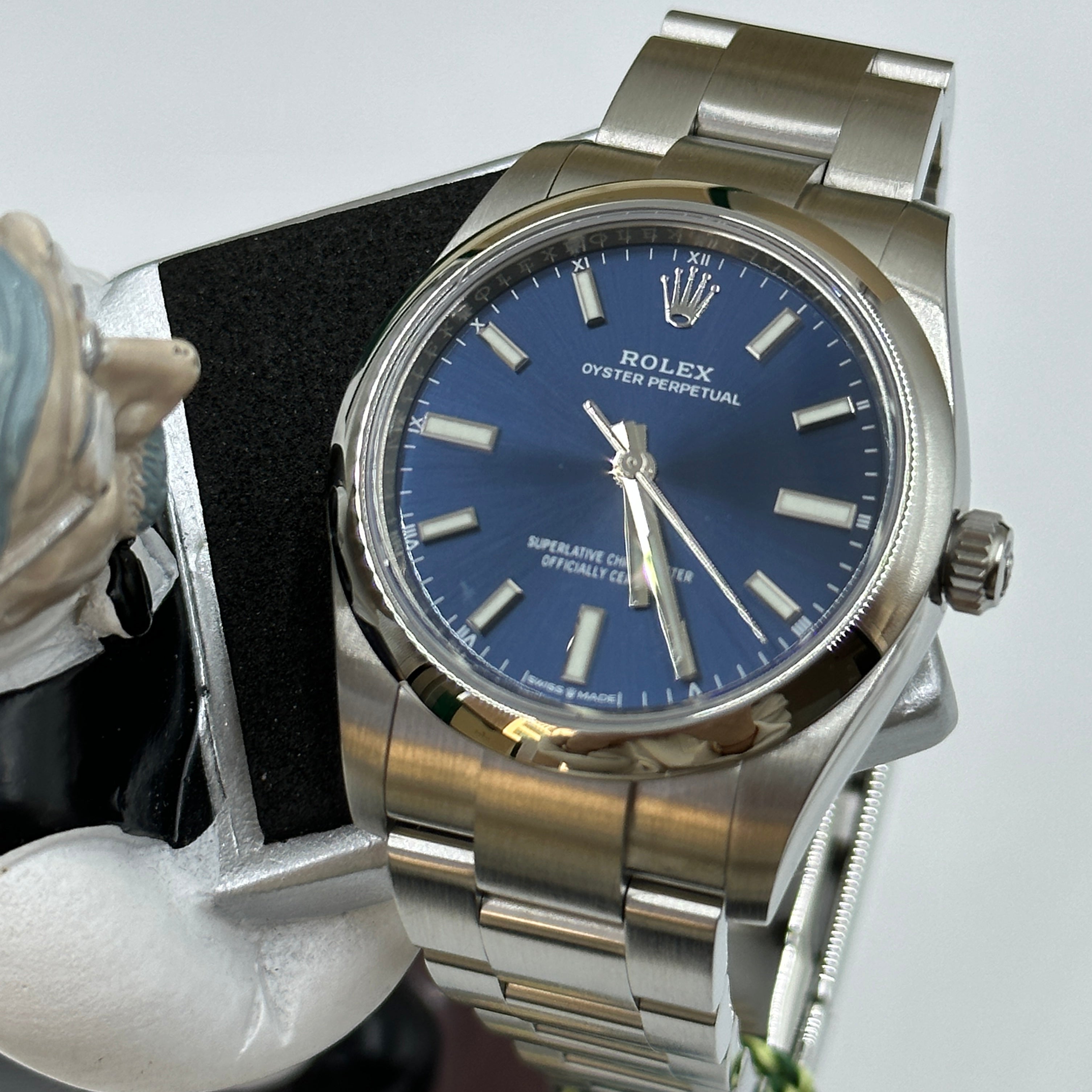 Rolex Oyster Perpetual 34 124200 Blau 2024