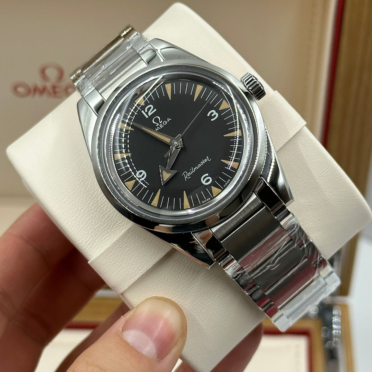 Omega Seamaster Railmaster 220.10.38.20.01.002 2026