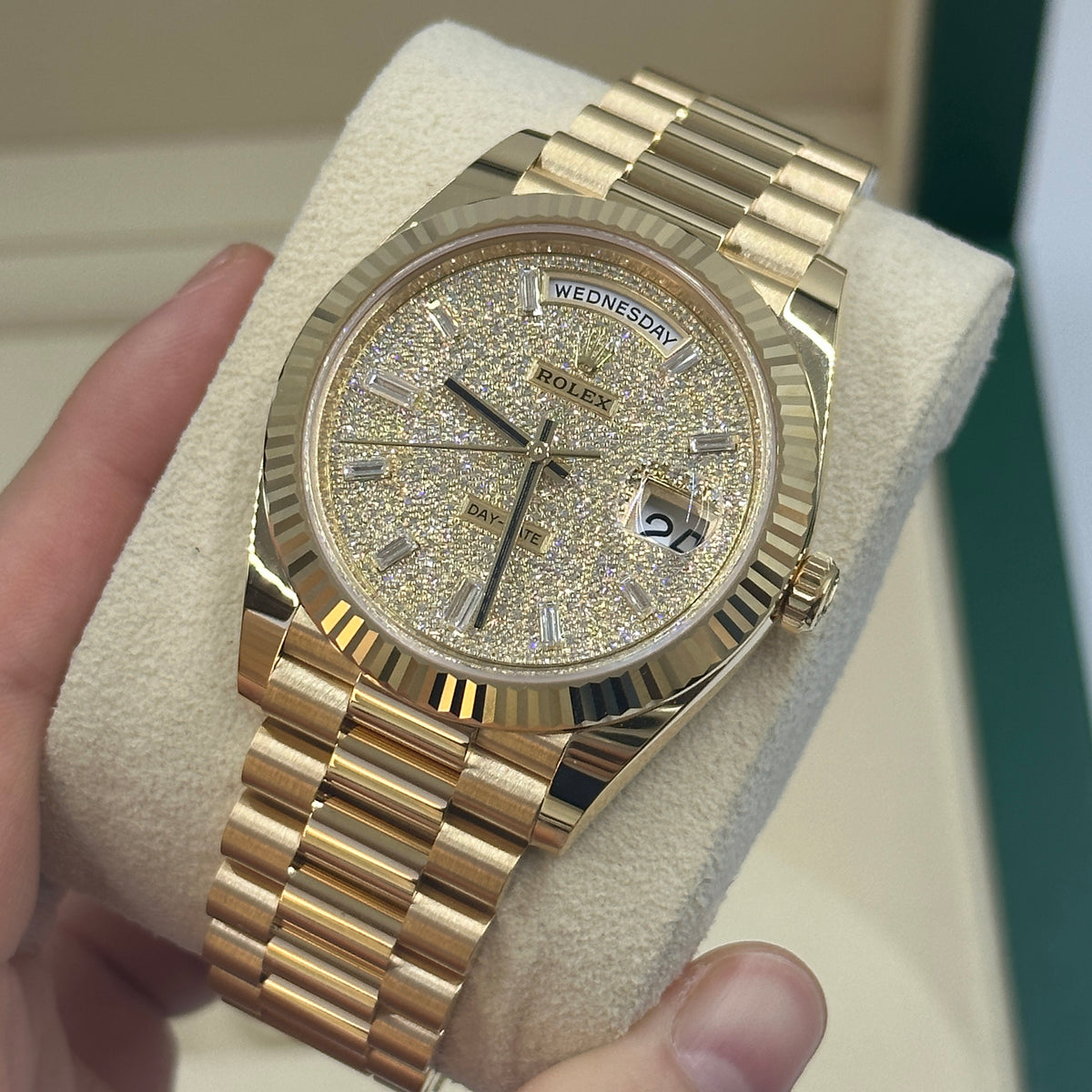 Rolex Day-Date 40 228238A Pave 2026