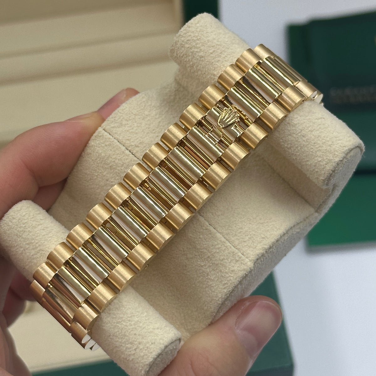 Rolex Day-Date 40 228238A Pave 2026