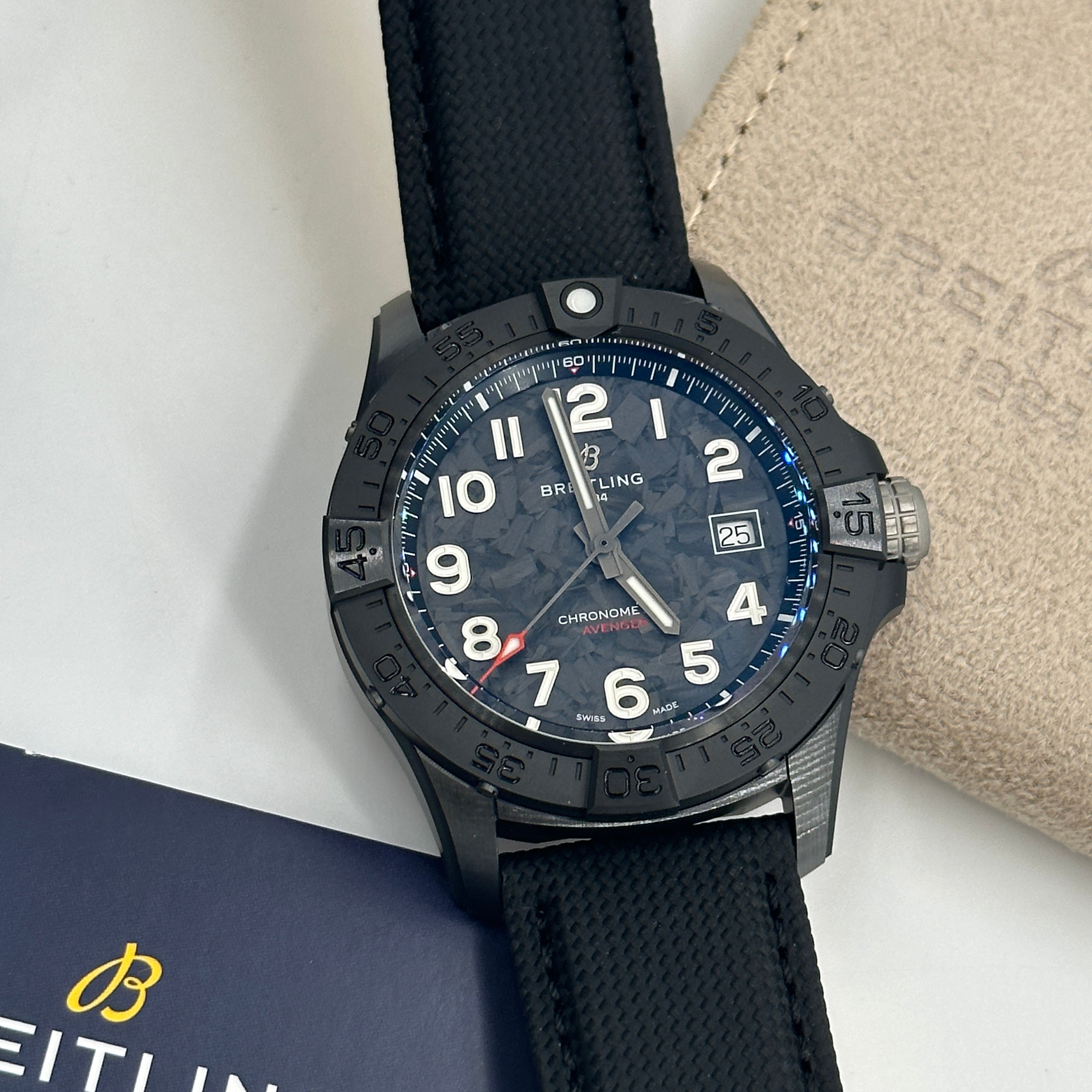 Breitling Avenger 42mm Automatic 42 Night Mission S17328101B1X1 2025