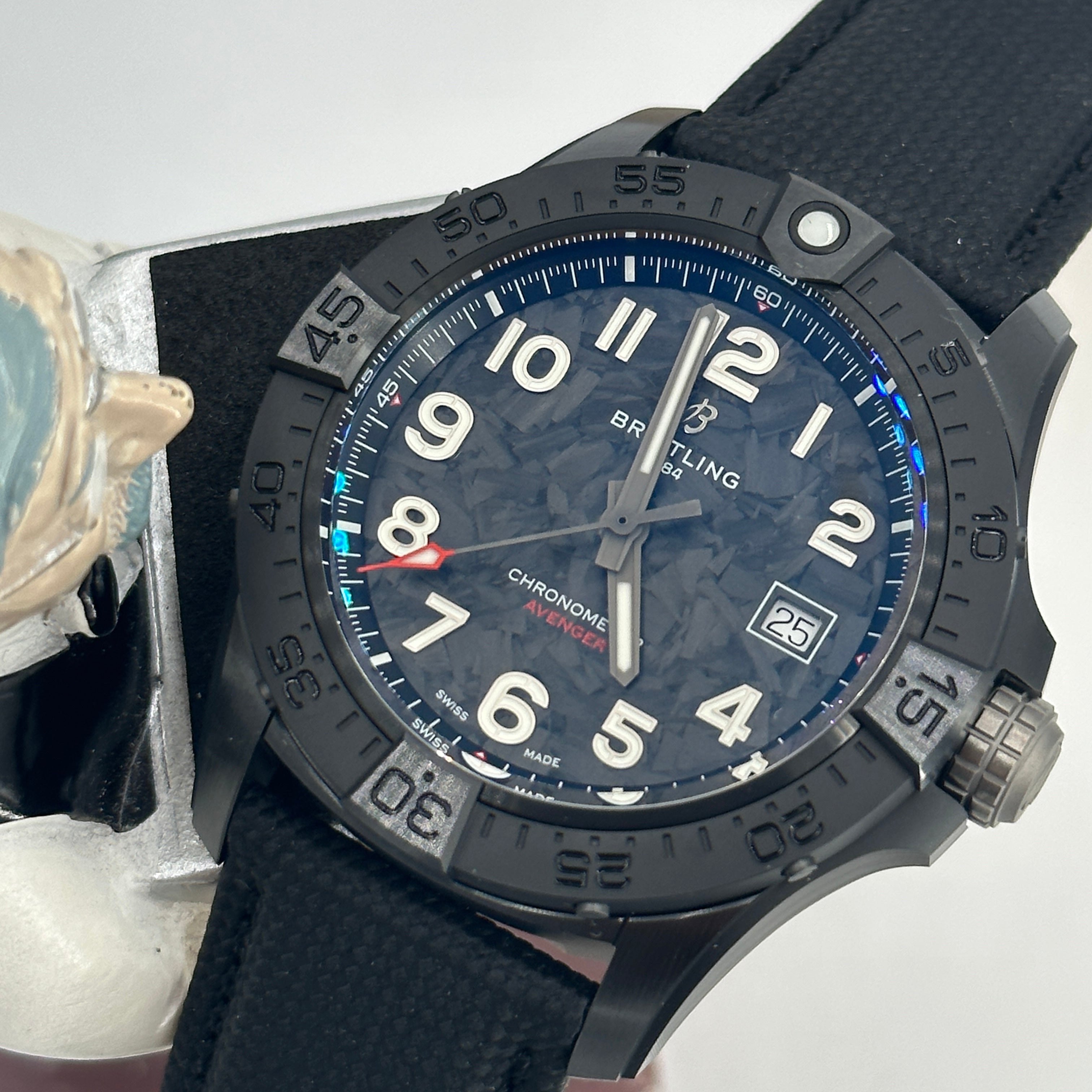 Breitling Avenger 42mm Automatic 42 Night Mission S17328101B1X1 2025