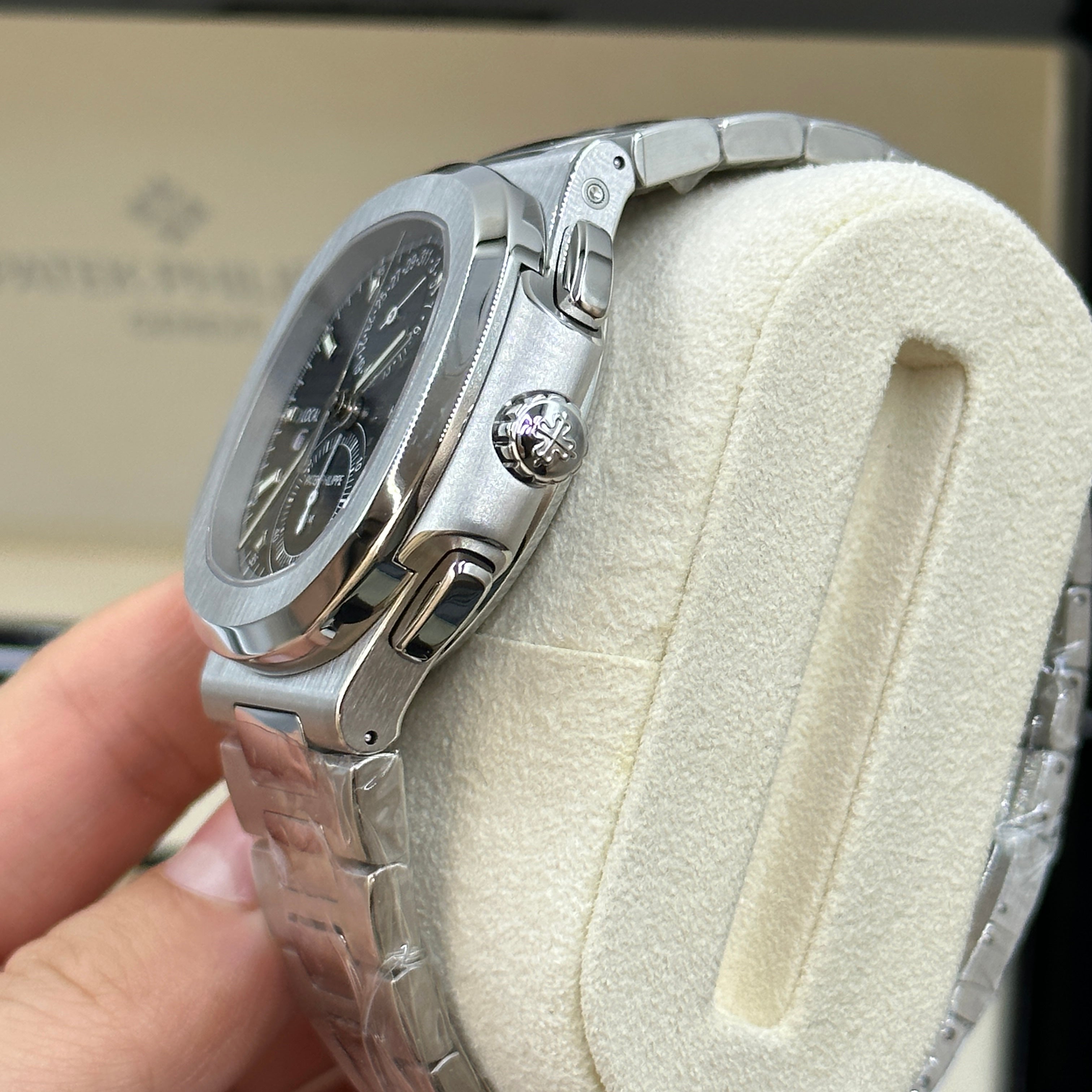 Patek Philippe 5990/1A-011 2023