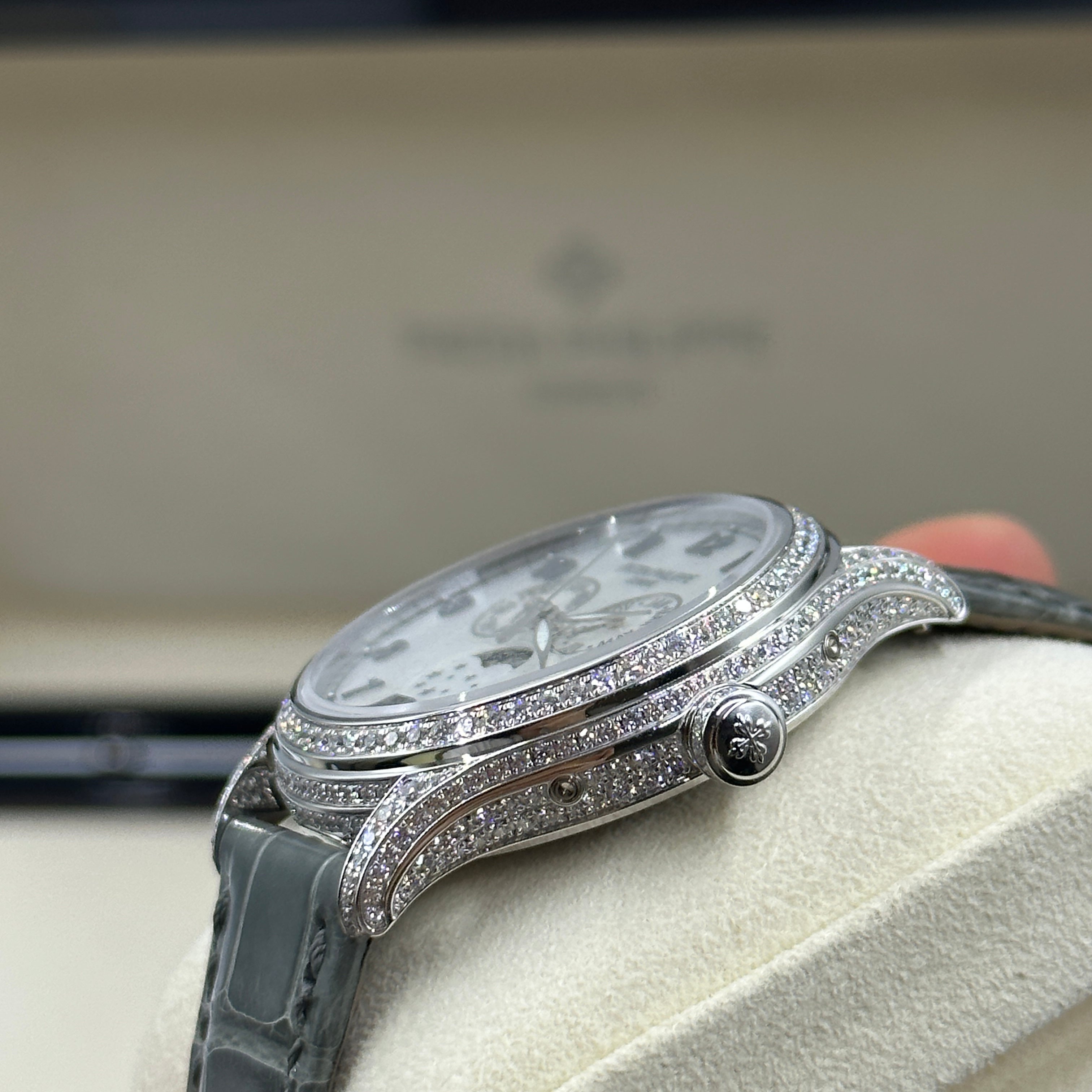 Patek Philippe Complications 4948G-010 2025