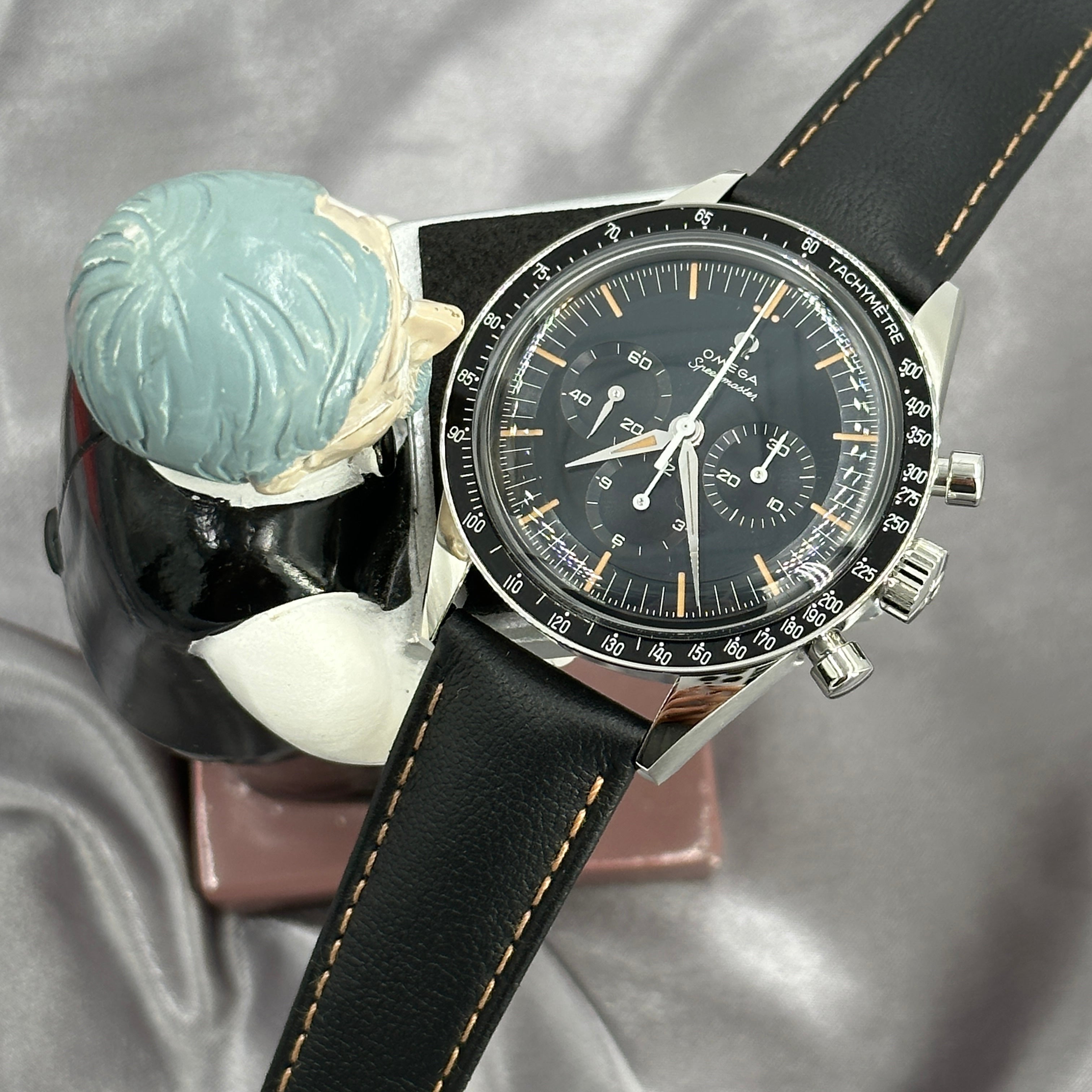 Omega Speedmaster First Omega In Space 39.7MM 310.32.40.50.06.001 2025